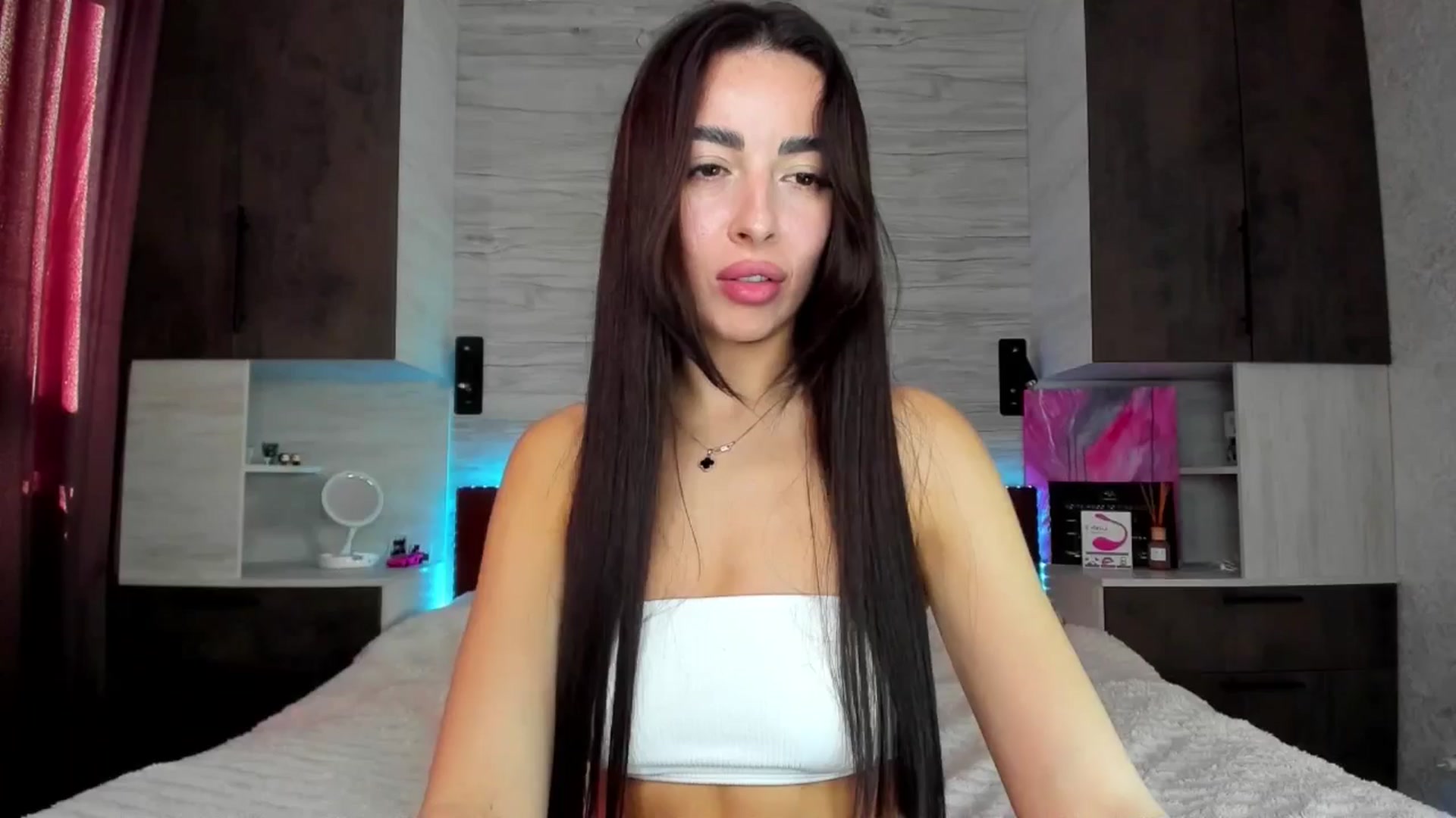 Gallery image thumbnail from Brunnett_Cute's myfreecams stream on, 04/04/2025, 14:26 image 20 of 20