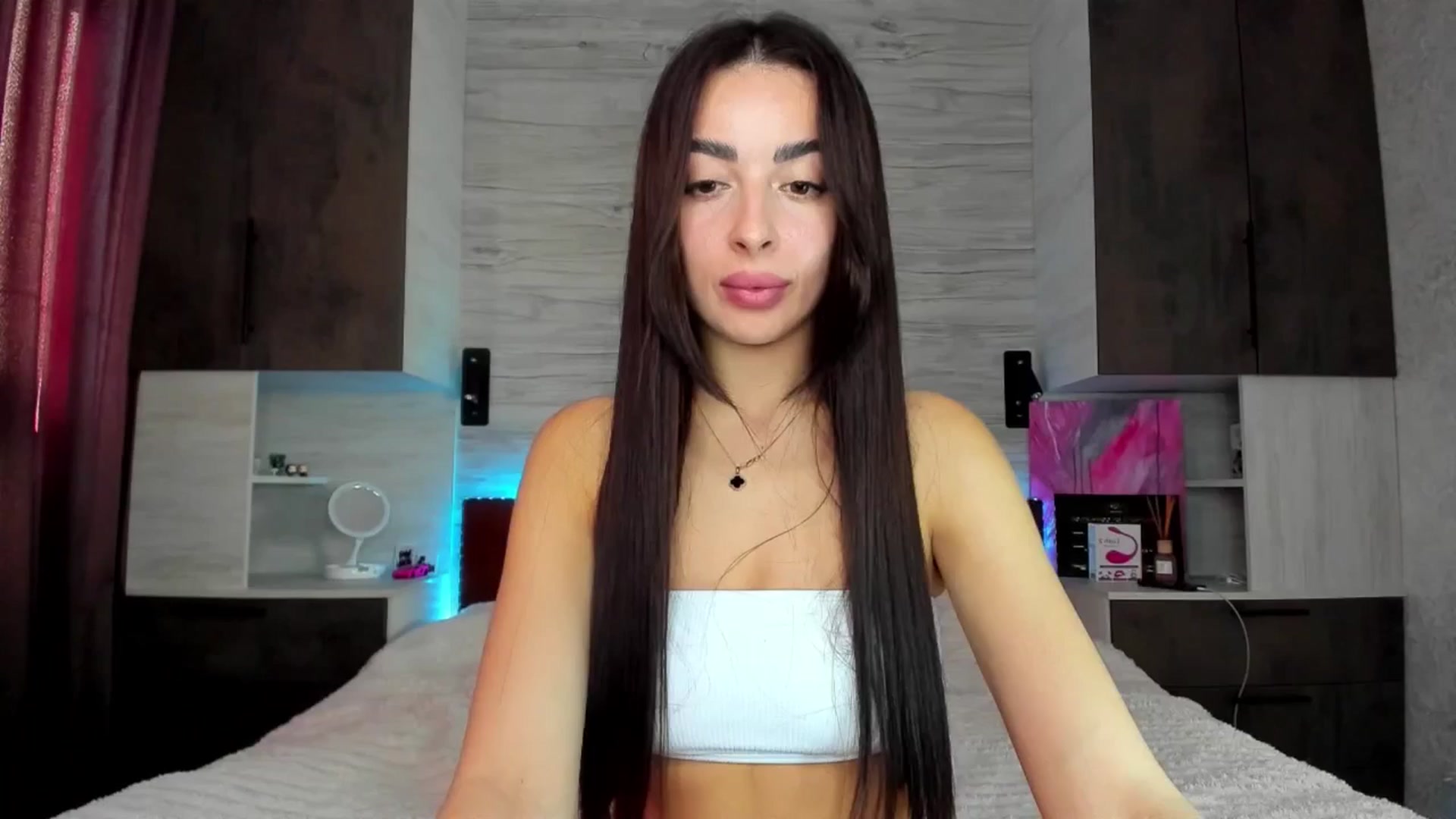 Gallery image thumbnail from Brunnett_Cute's myfreecams stream on, 04/04/2025, 14:26 image 2 of 20