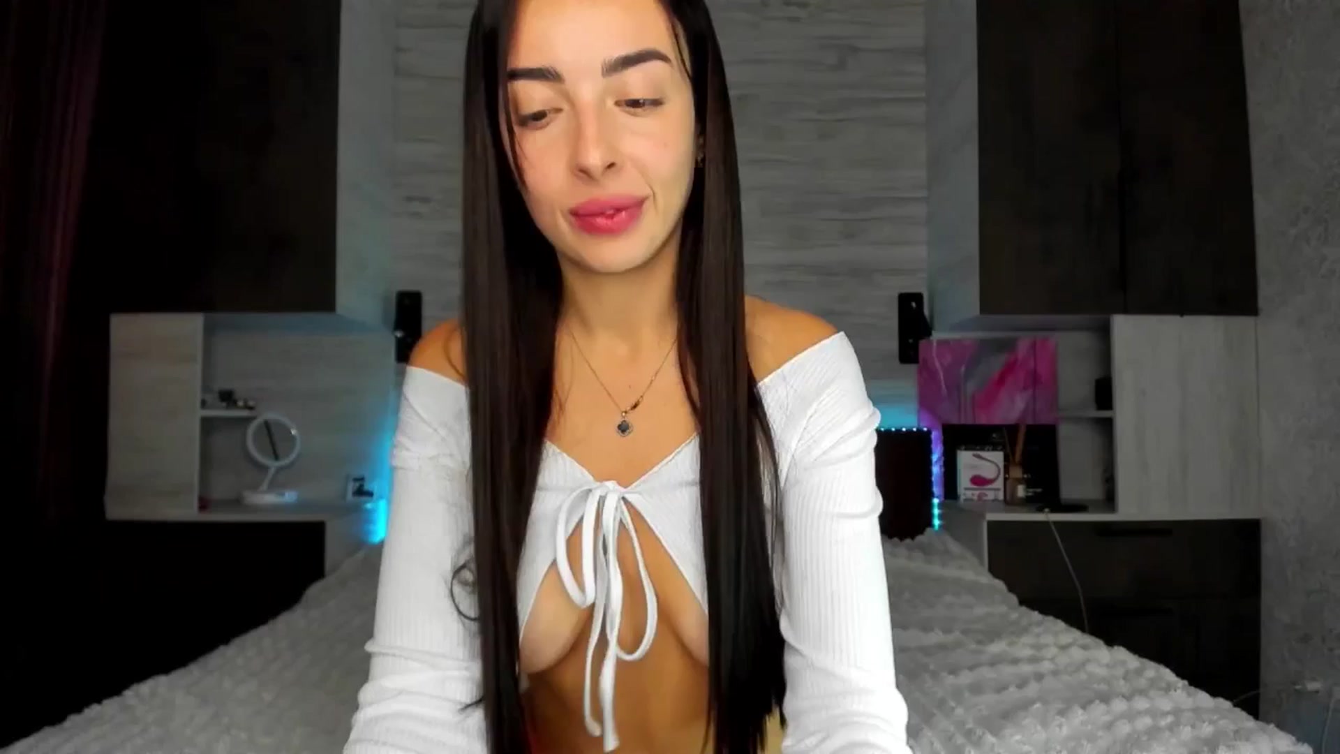 Gallery image thumbnail from Brunnett_Cute's myfreecams stream on, 05/12/2025, 12:48 image 20 of 20