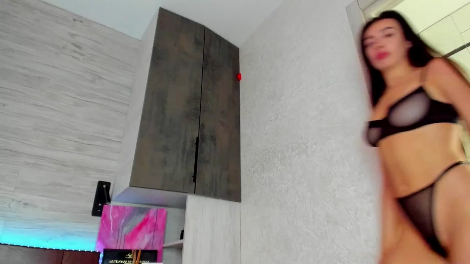Gallery image thumbnail from Brunnett_Cute's myfreecams stream on, 05/21/2025, 15:03 image 4 of 20