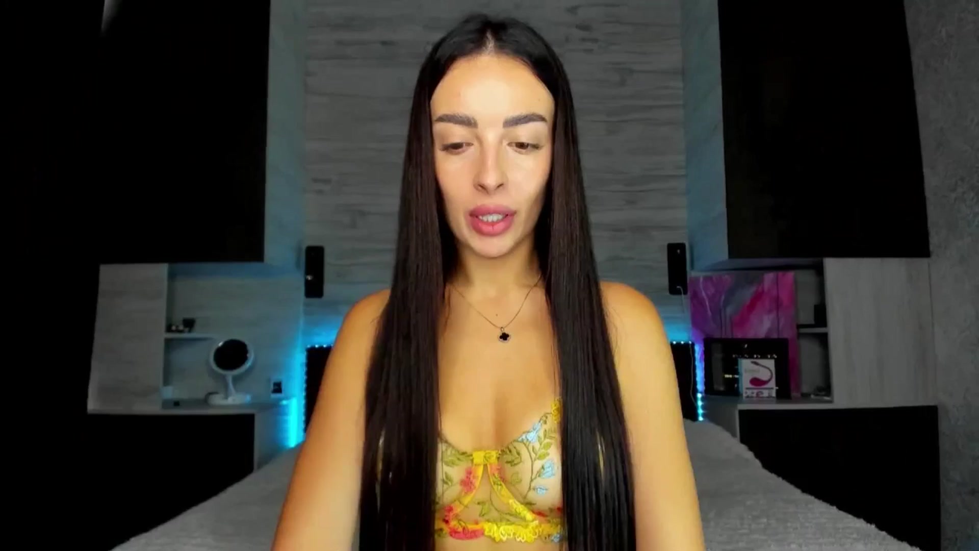 Gallery image thumbnail from Brunnett_Cute's myfreecams stream on, 07/30/2025, 12:41 image 2 of 20