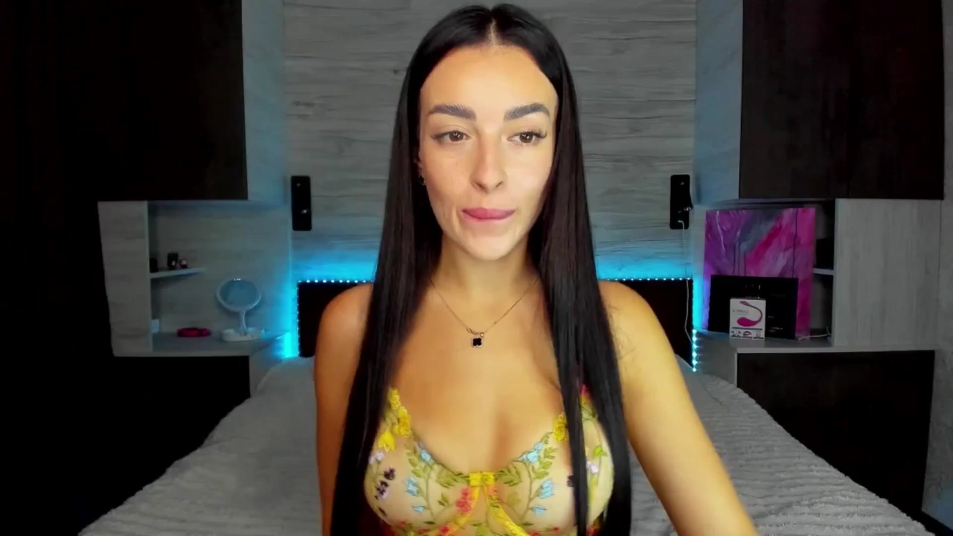 Gallery image thumbnail from Brunnett_Cute's myfreecams stream on, 10/08/2025, 15:41 image 1 of 20