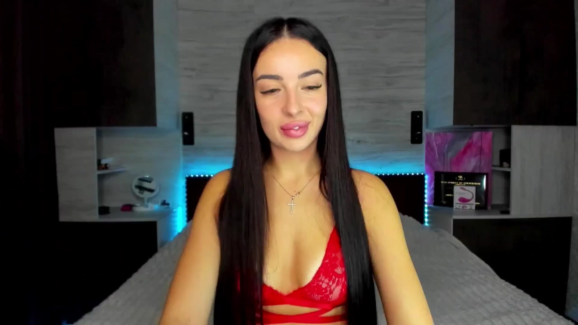 Gallery image thumbnail from Brunnett_Mil's myfreecams stream on, 10/30/2025, 13:50 image 20 of 20