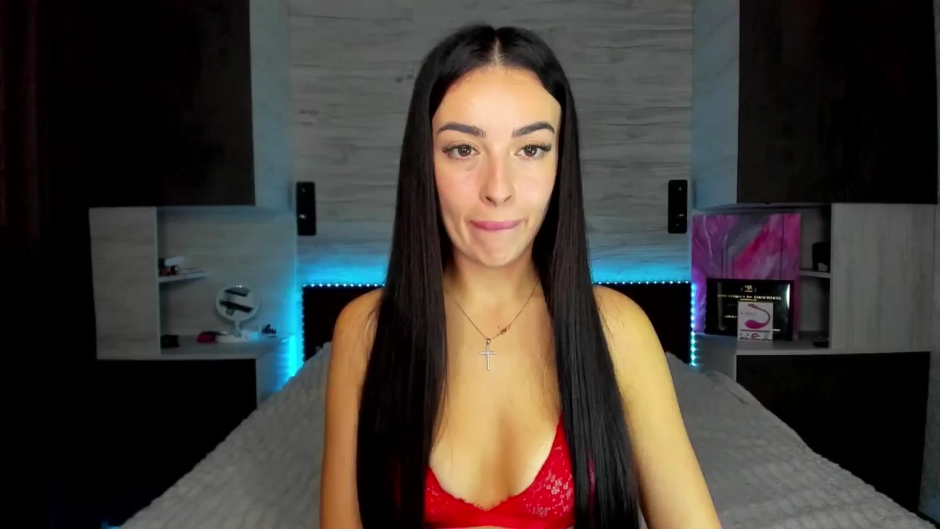 Gallery image thumbnail from Brunnett_Mil's myfreecams stream on, 10/30/2025, 13:50 image 5 of 20