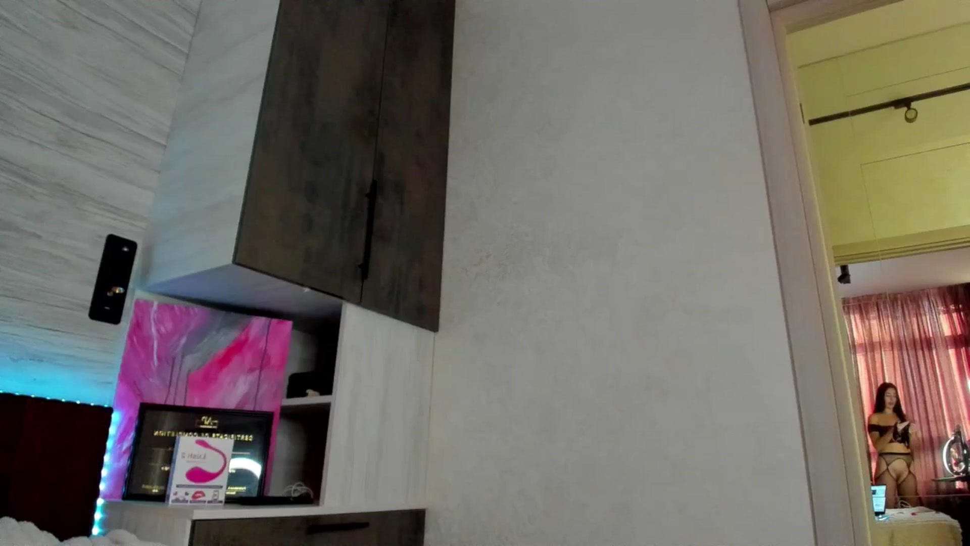Gallery image thumbnail from Brunnett_Mil's myfreecams stream on, 11/03/2025, 12:42 image 20 of 20