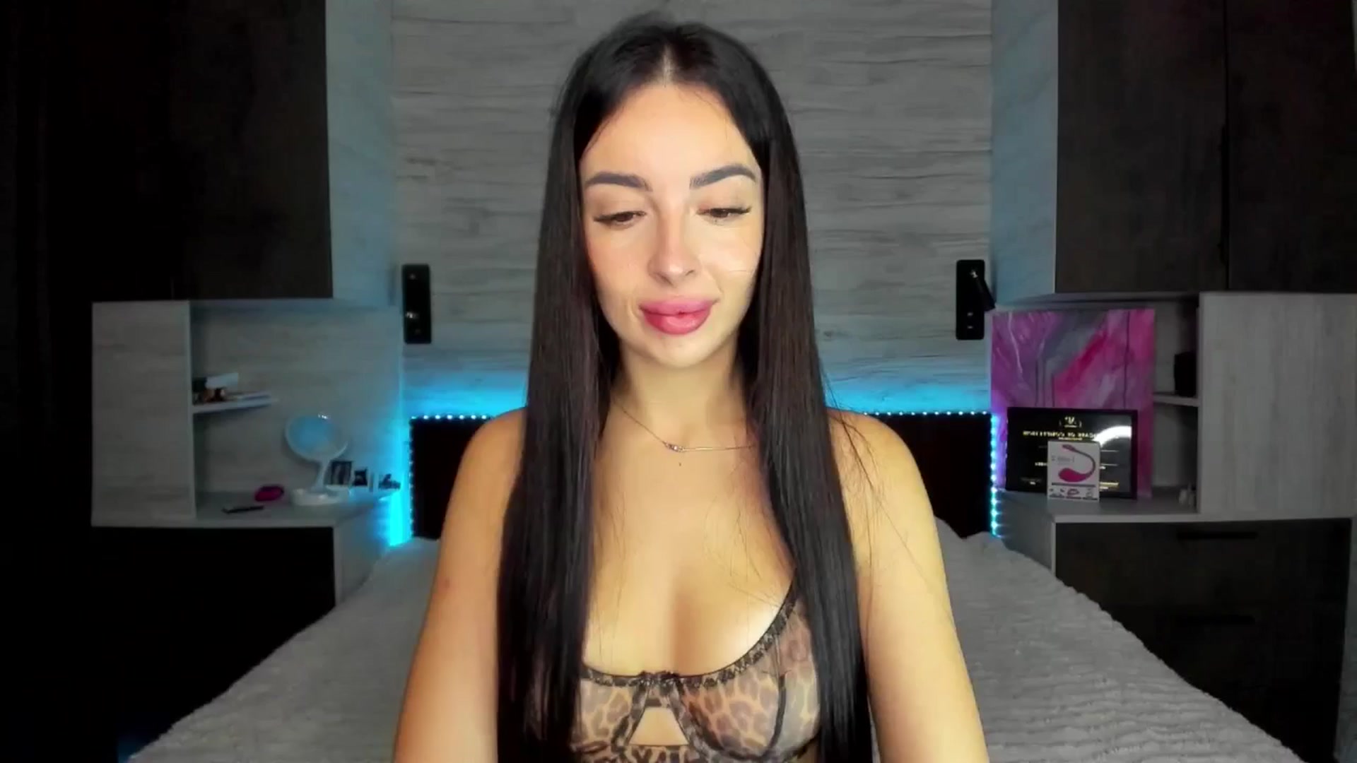 Gallery image thumbnail from Brunnett_Mil's myfreecams stream on, 11/22/2025, 13:28 image 1 of 20