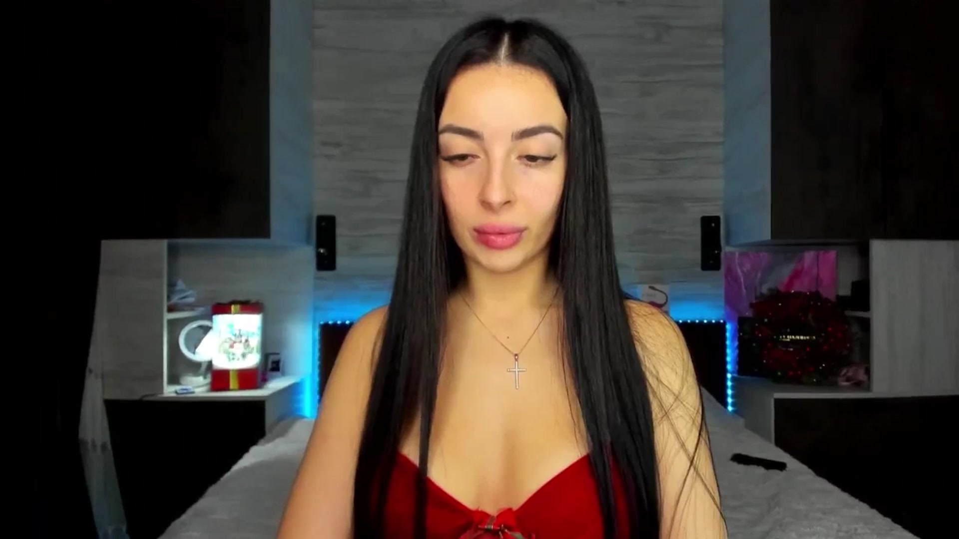Gallery image thumbnail from Brunnett_Mil's myfreecams stream on, 12/25/2025, 17:27 image 14 of 20