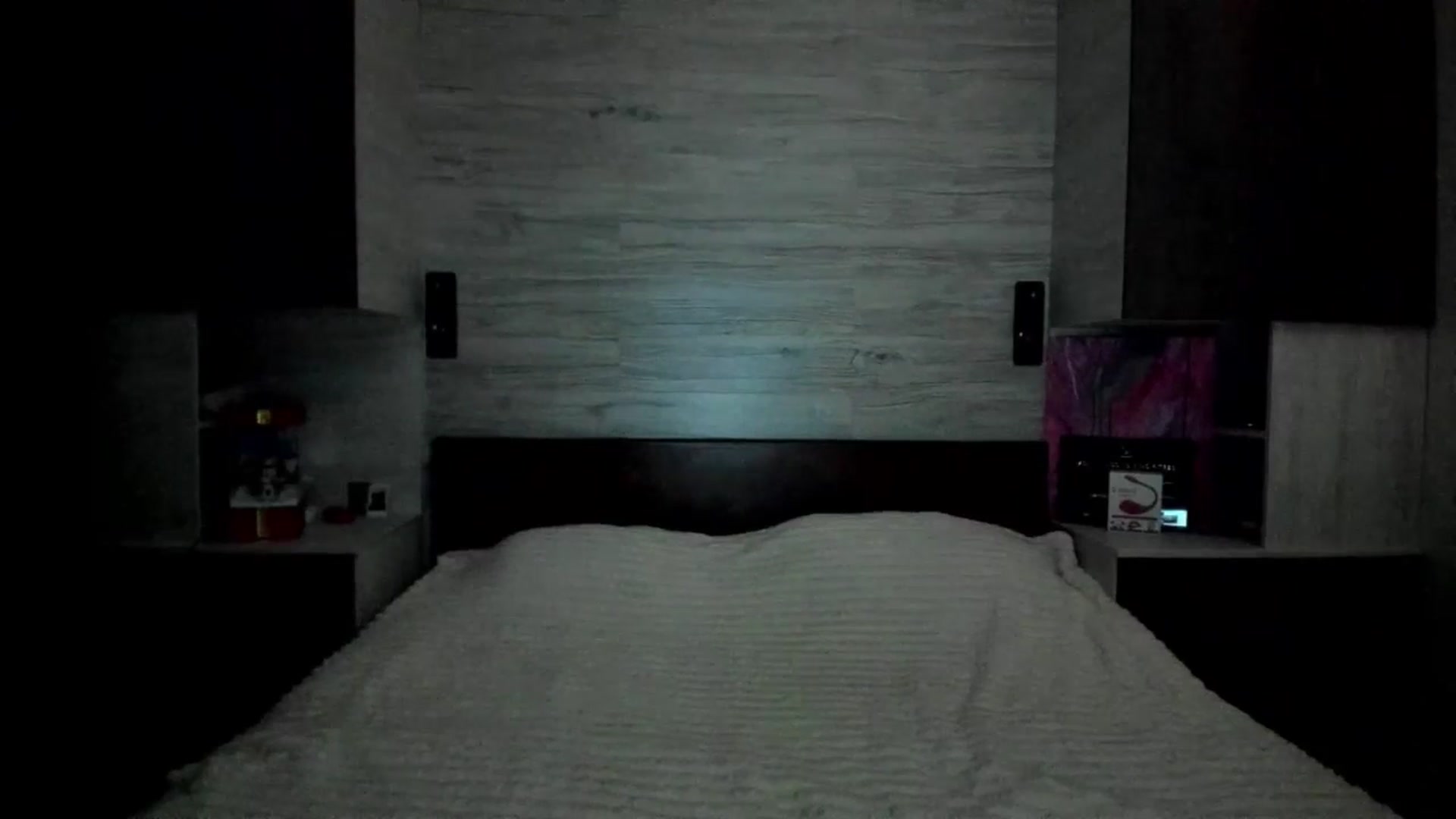 Gallery image thumbnail from Brunnett_Mil's myfreecams stream on, 01/12/2026, 17:06 image 10 of 20