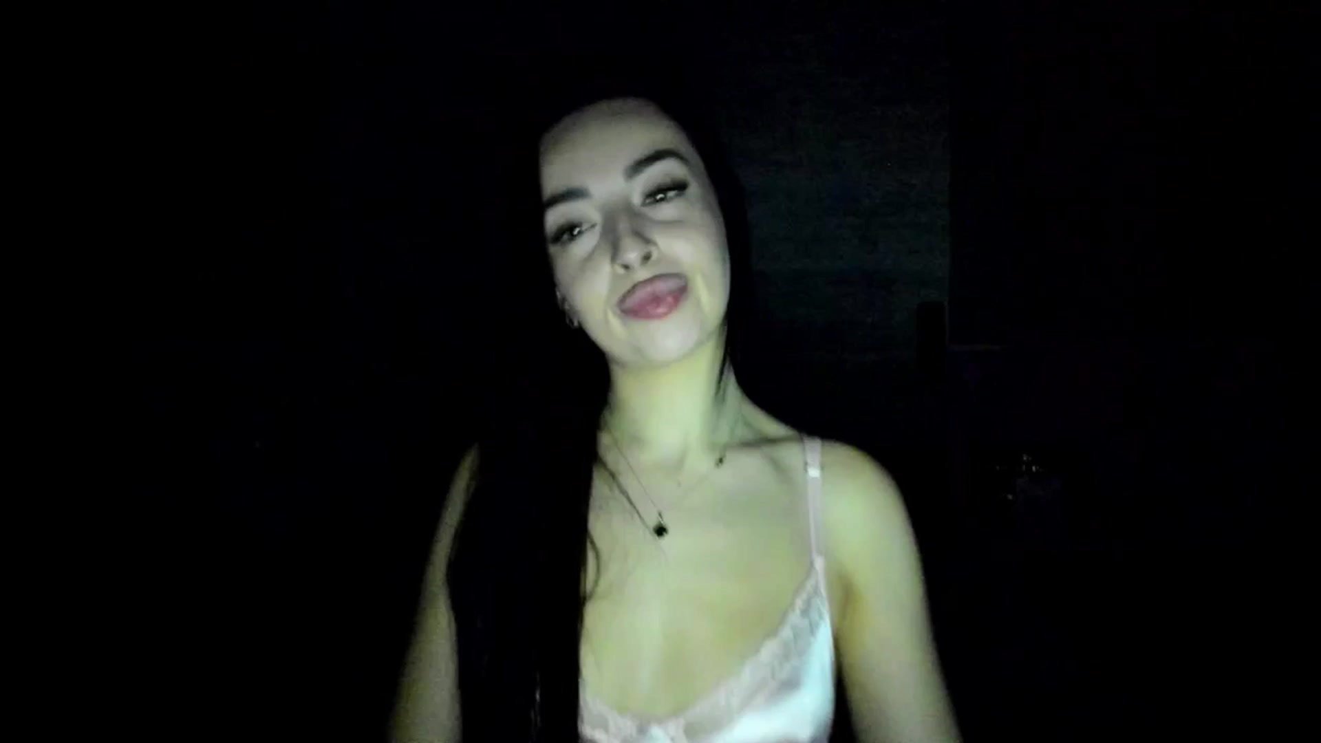 Gallery image thumbnail from Brunnett_Mil's myfreecams stream on, 01/27/2026, 16:14 image 16 of 20