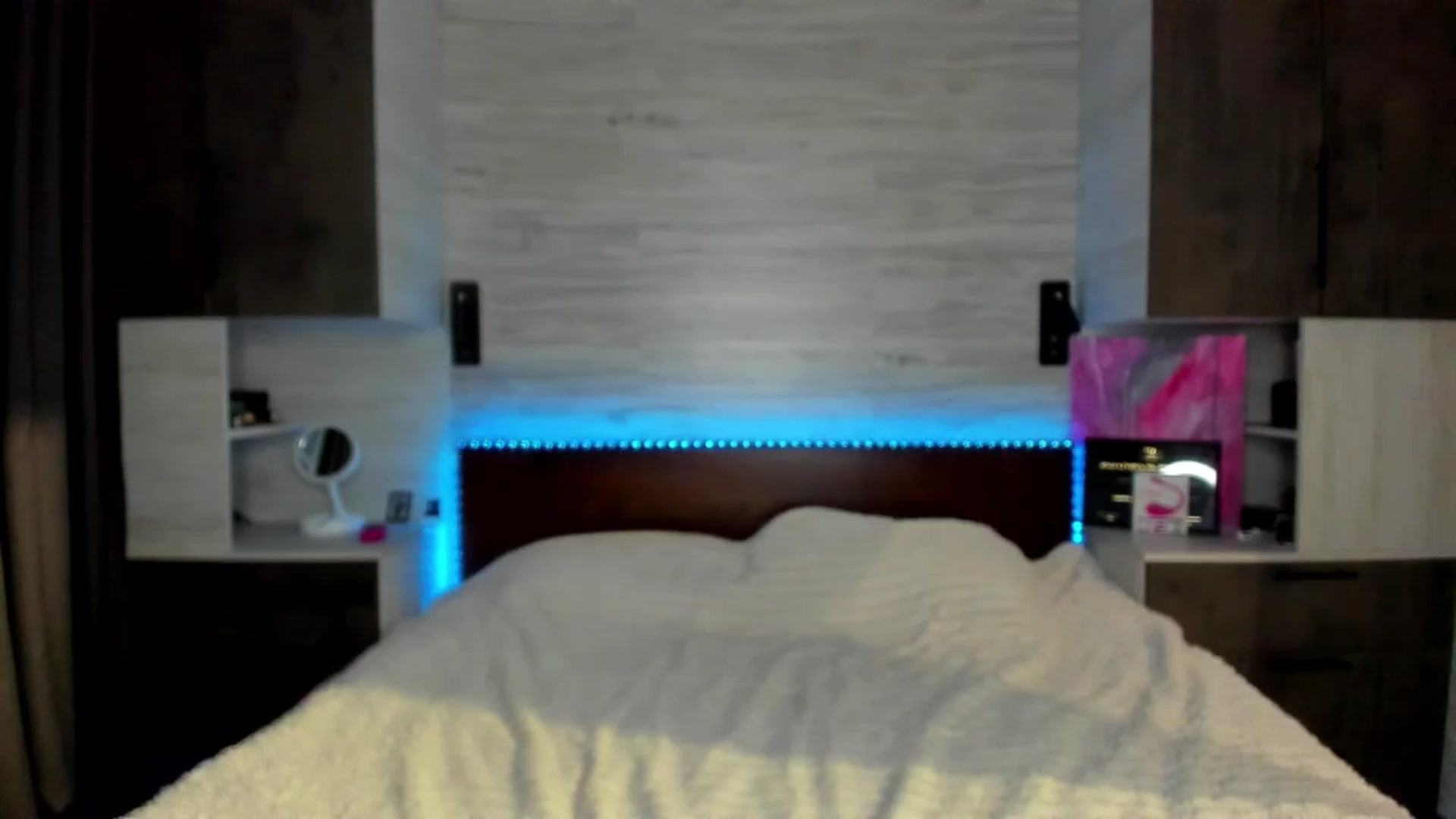 Gallery image thumbnail from Brunnett_Mil's myfreecams stream on, 02/02/2026, 17:38 image 18 of 20
