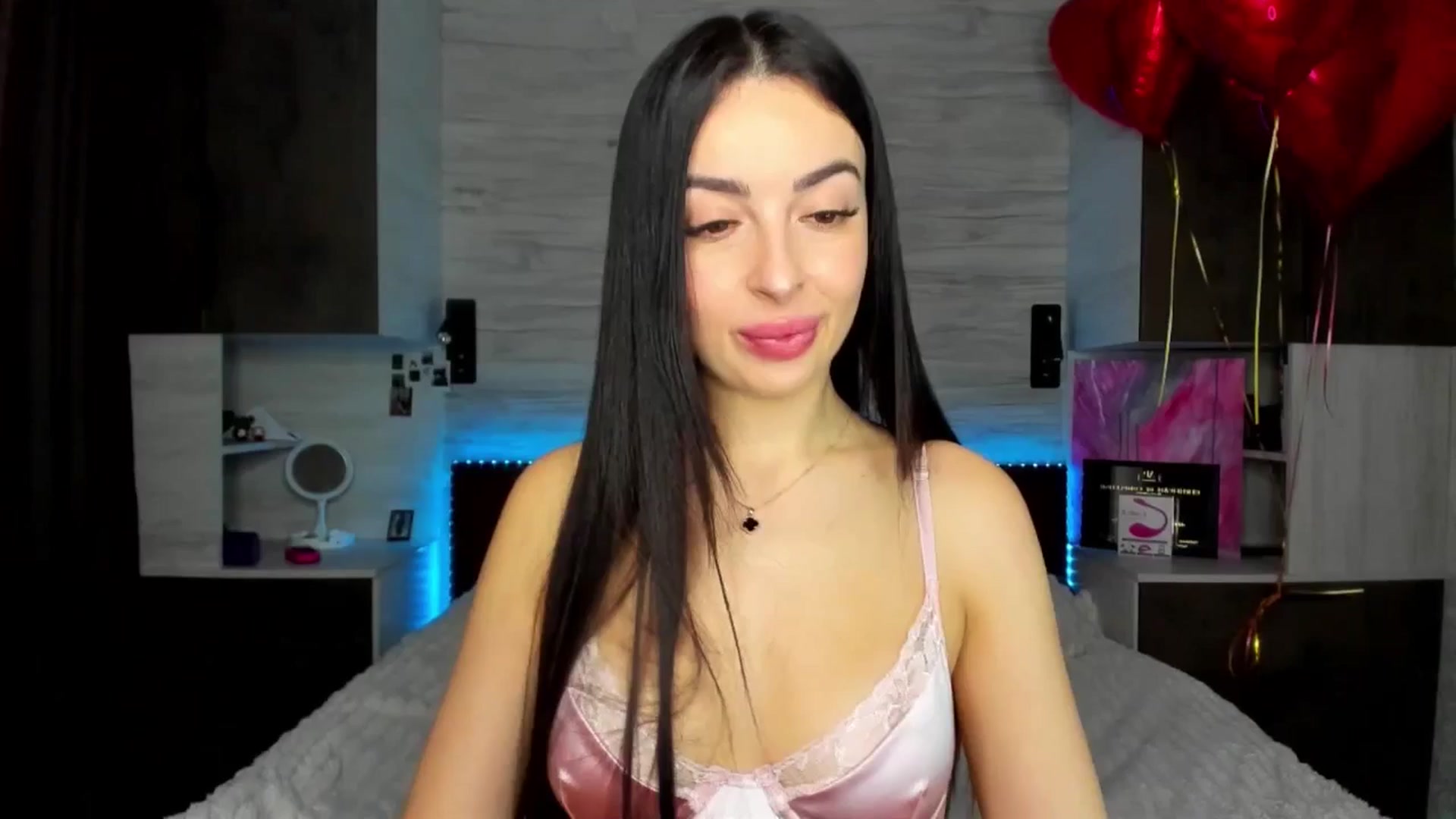 Gallery image thumbnail from Brunnett_Mil's myfreecams stream on, 02/17/2026, 13:58 image 15 of 20
