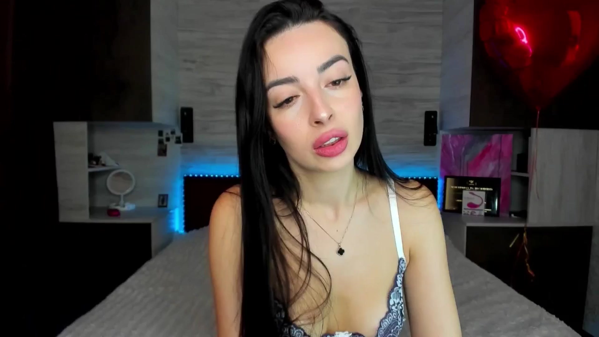 Gallery image thumbnail from Brunnett_Mil's myfreecams stream on, 03/04/2026, 15:13 image 9 of 20