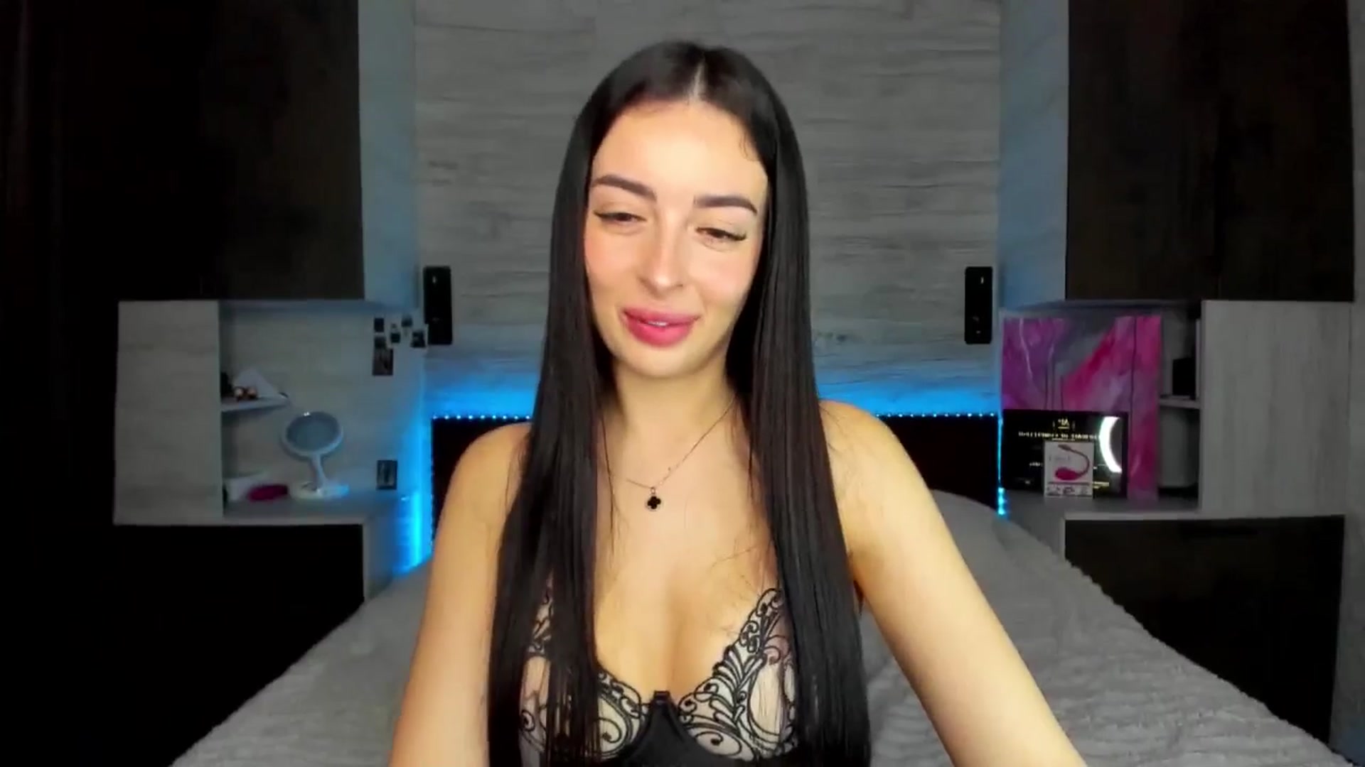 Gallery image thumbnail from Brunnett_Mil's myfreecams stream on, 03/19/2026, 14:28 image 5 of 20