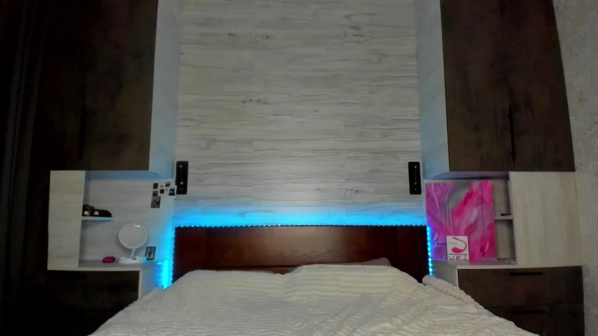 Gallery image thumbnail from Brunnett_Mil's myfreecams stream on, 04/01/2026, 17:56 image 13 of 20