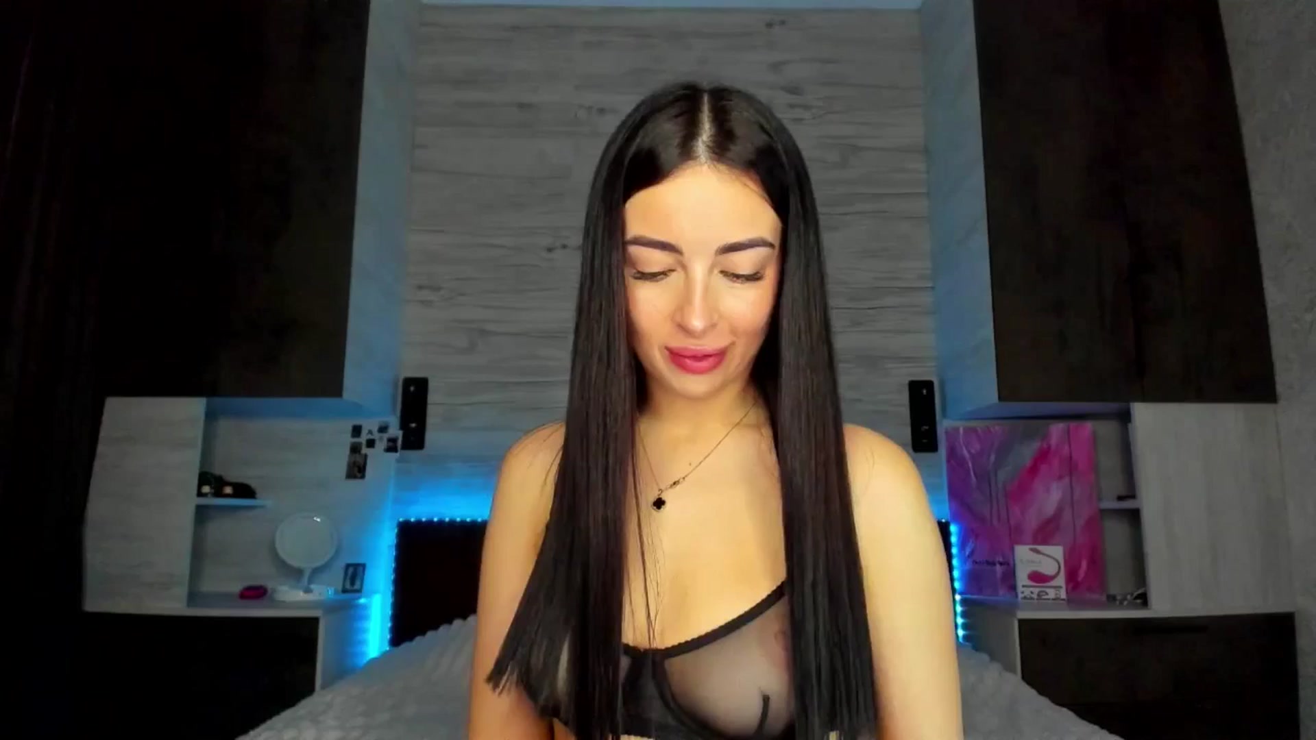 Gallery image thumbnail from Brunnett_Mil's myfreecams stream on, 04/10/2026, 15:39 image 1 of 20