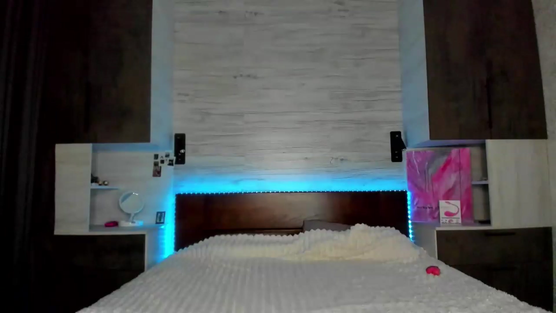 Gallery image thumbnail from Brunnett_Mil's myfreecams stream on, 06/29/2026, 17:09 image 9 of 20