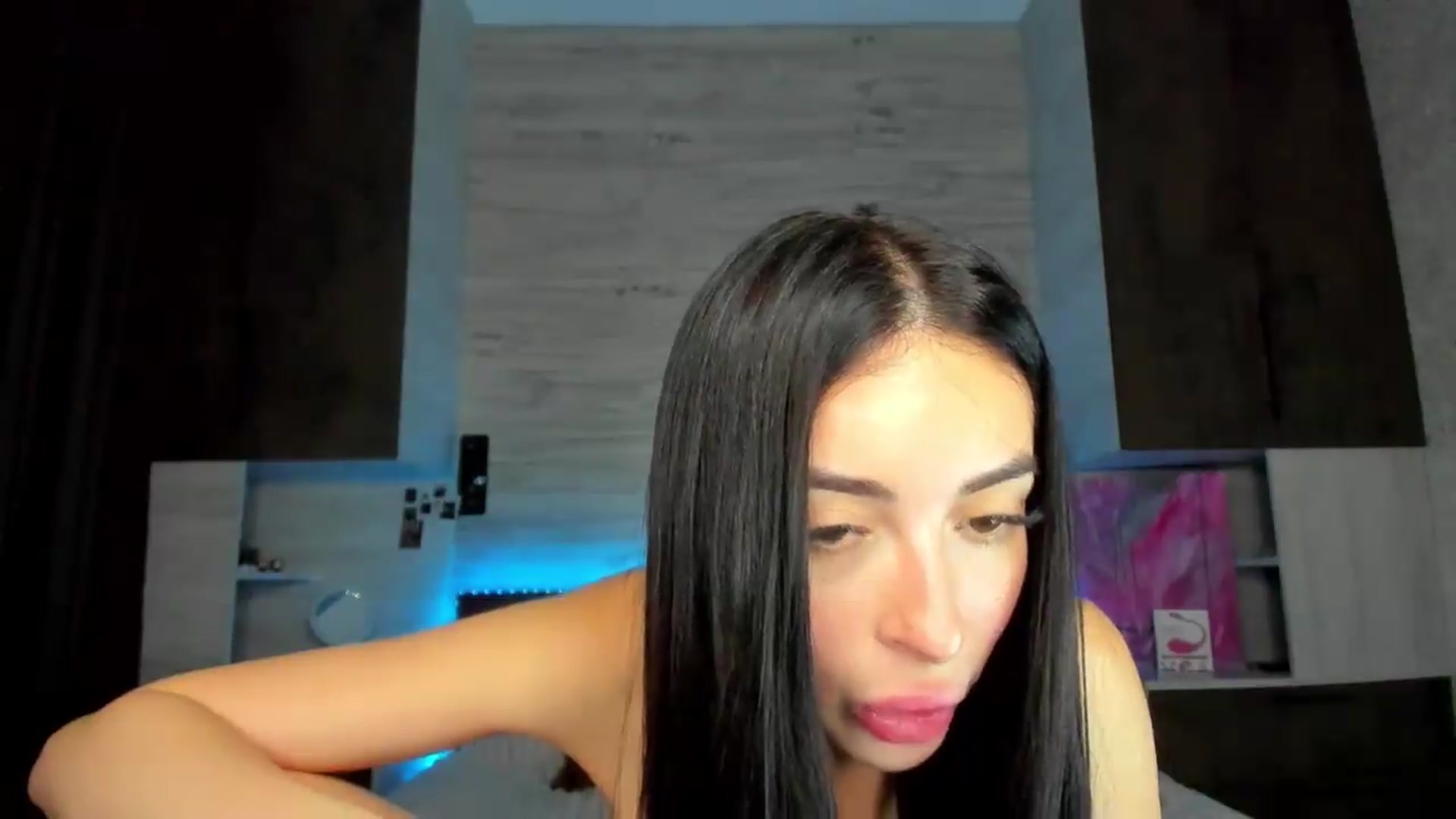 Gallery image thumbnail from Brunnett_Mil's myfreecams stream on, 06/29/2026, 17:09 image 4 of 20