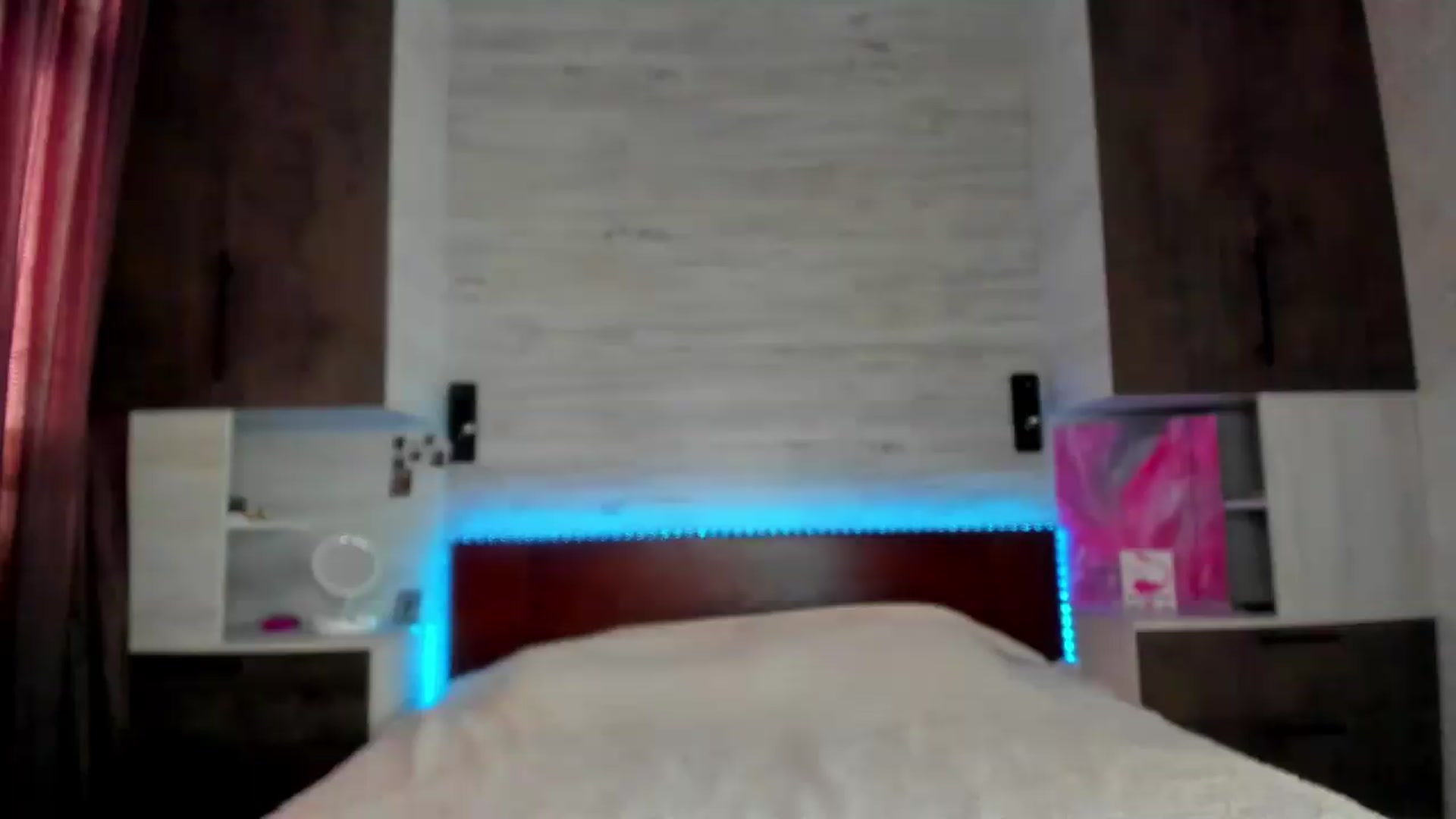Gallery image thumbnail from Brunnett_Mil's myfreecams stream on, 07/10/2026, 14:24 image 19 of 20