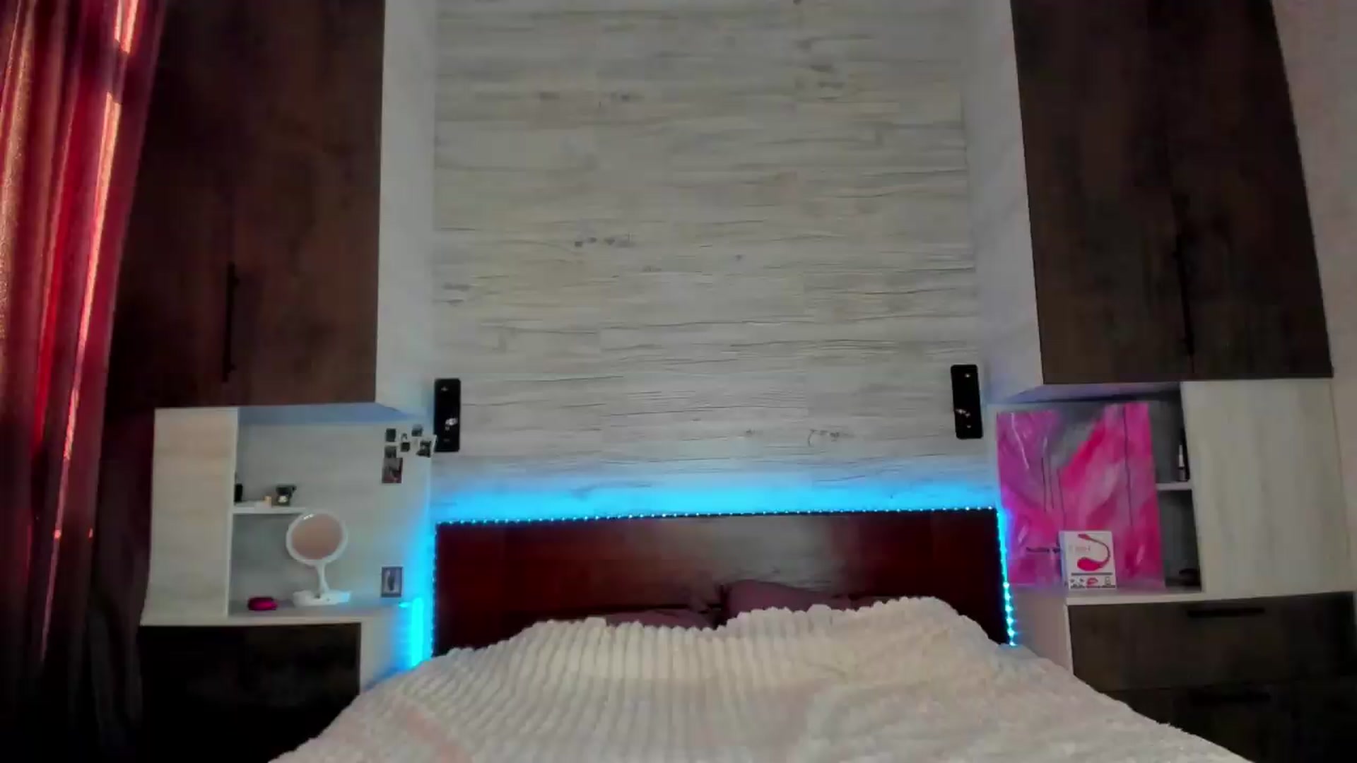 Gallery image thumbnail from Brunnett_Mil's myfreecams stream on, 08/03/2026, 15:20 image 18 of 20