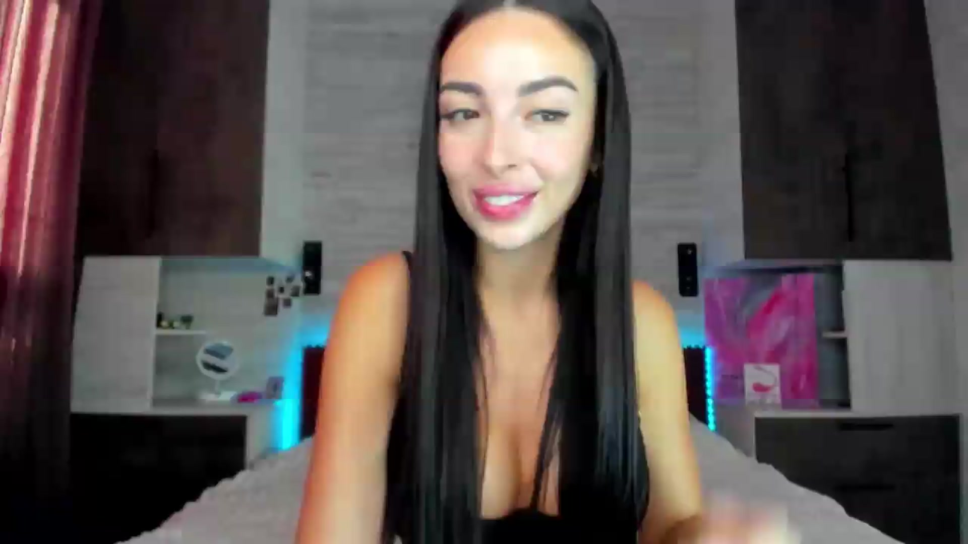 Gallery image thumbnail from Brunnett_Mil's myfreecams stream on, 08/31/2026, 16:28 image 3 of 20