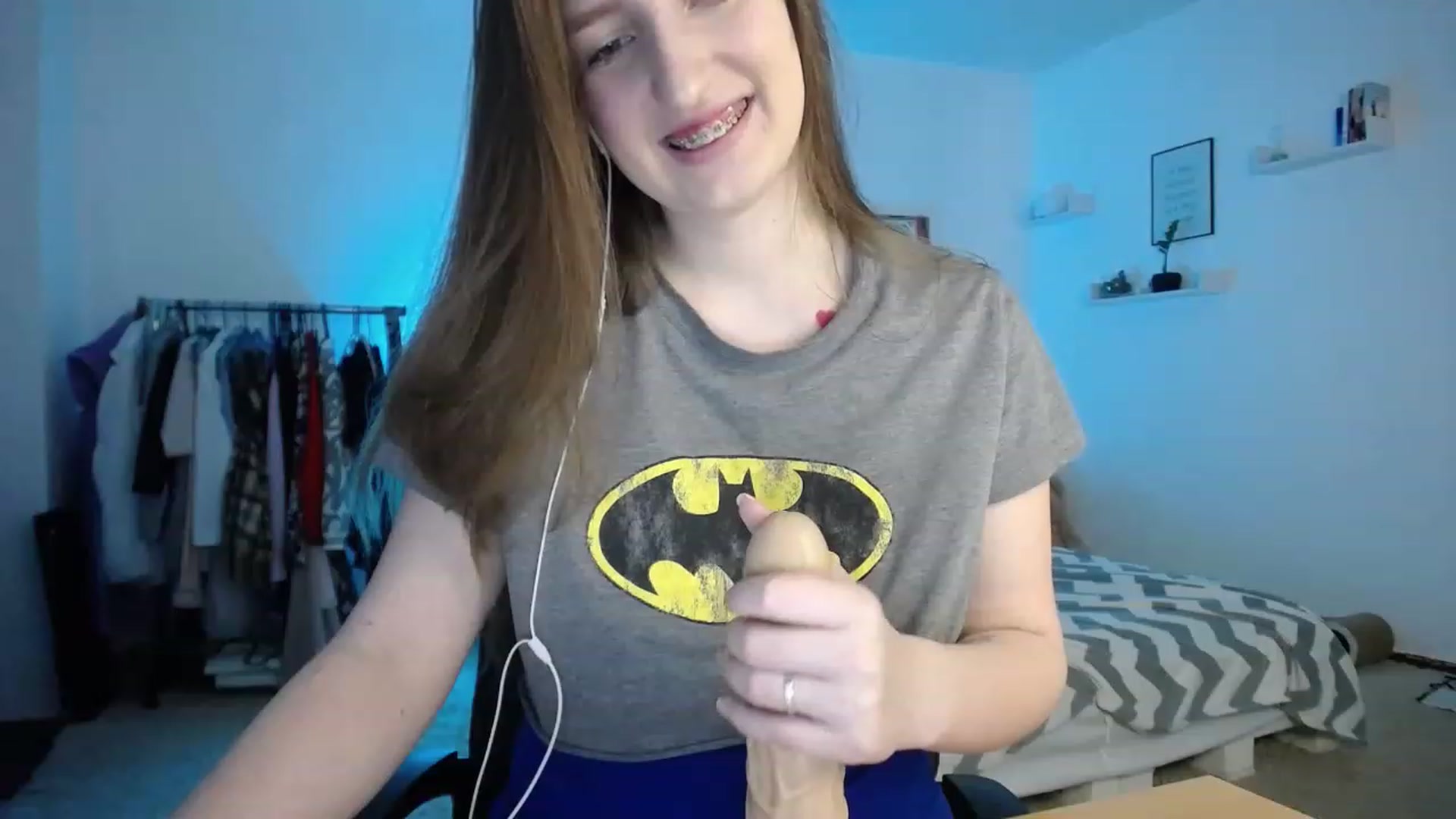 Gallery image thumbnail from BubbleQueeen's myfreecams stream on, 11/14/2022, 23:10 image 15 of 20