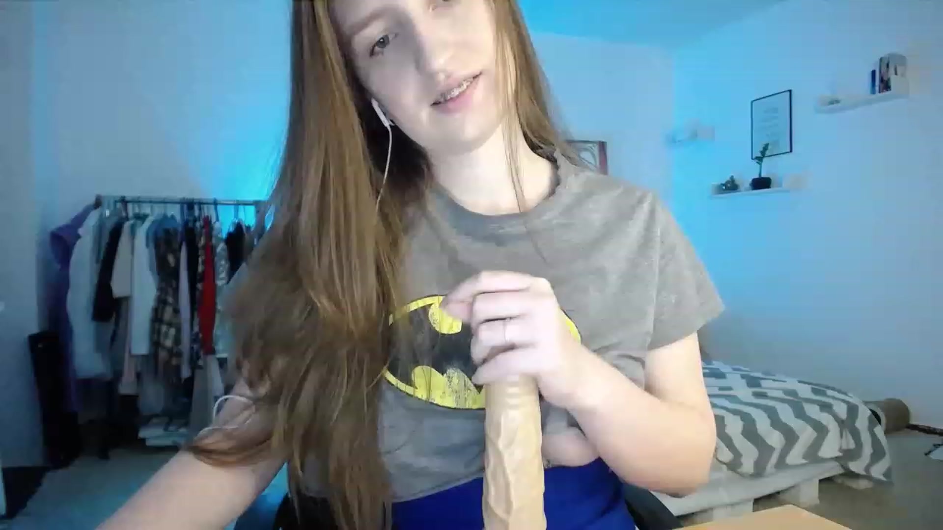 Gallery image thumbnail from BubbleQueeen's myfreecams stream on, 11/14/2022, 23:10 image 7 of 20