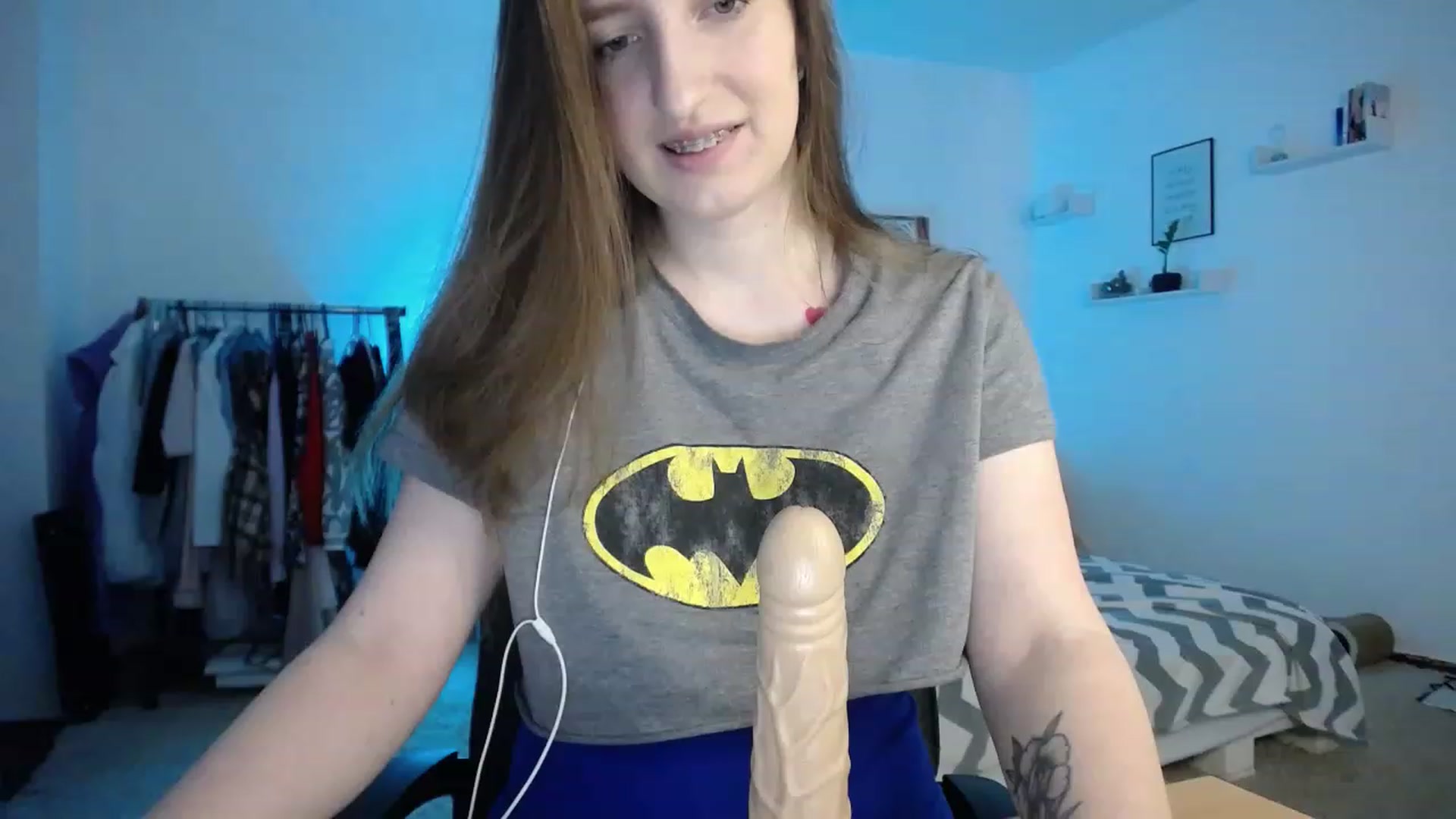 Gallery image thumbnail from BubbleQueeen's myfreecams stream on, 11/14/2022, 23:10 image 16 of 20