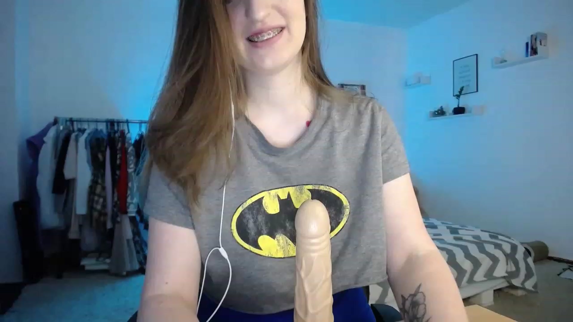 Gallery image thumbnail from BubbleQueeen's myfreecams stream on, 11/14/2022, 23:10 image 14 of 20