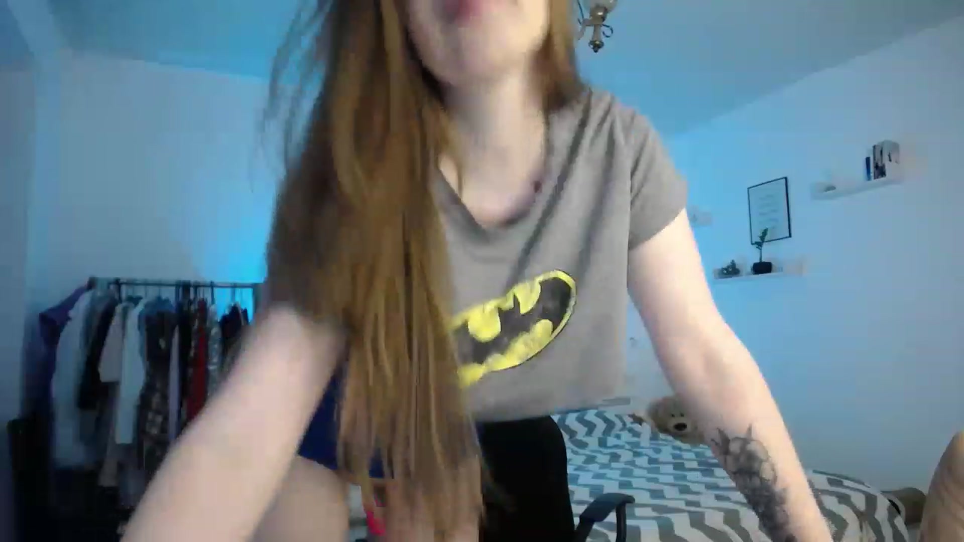Gallery image thumbnail from BubbleQueeen's myfreecams stream on, 11/15/2022, 24:13 image 12 of 20