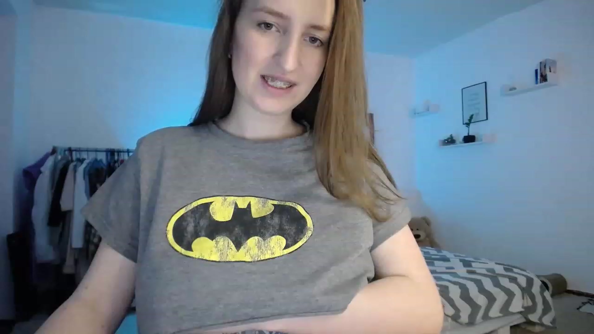 Gallery image thumbnail from BubbleQueeen's myfreecams stream on, 11/15/2022, 24:13 image 9 of 20