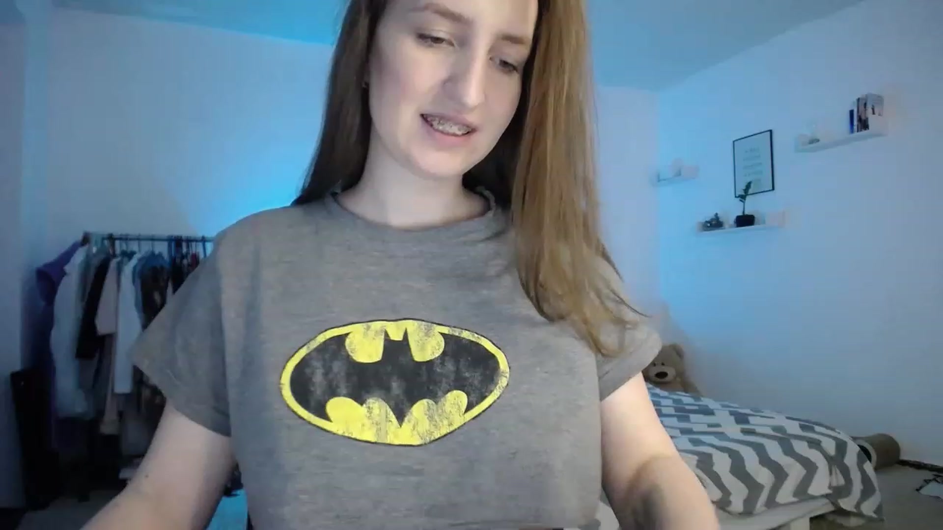 Gallery image thumbnail from BubbleQueeen's myfreecams stream on, 11/15/2022, 02:10 image 4 of 20
