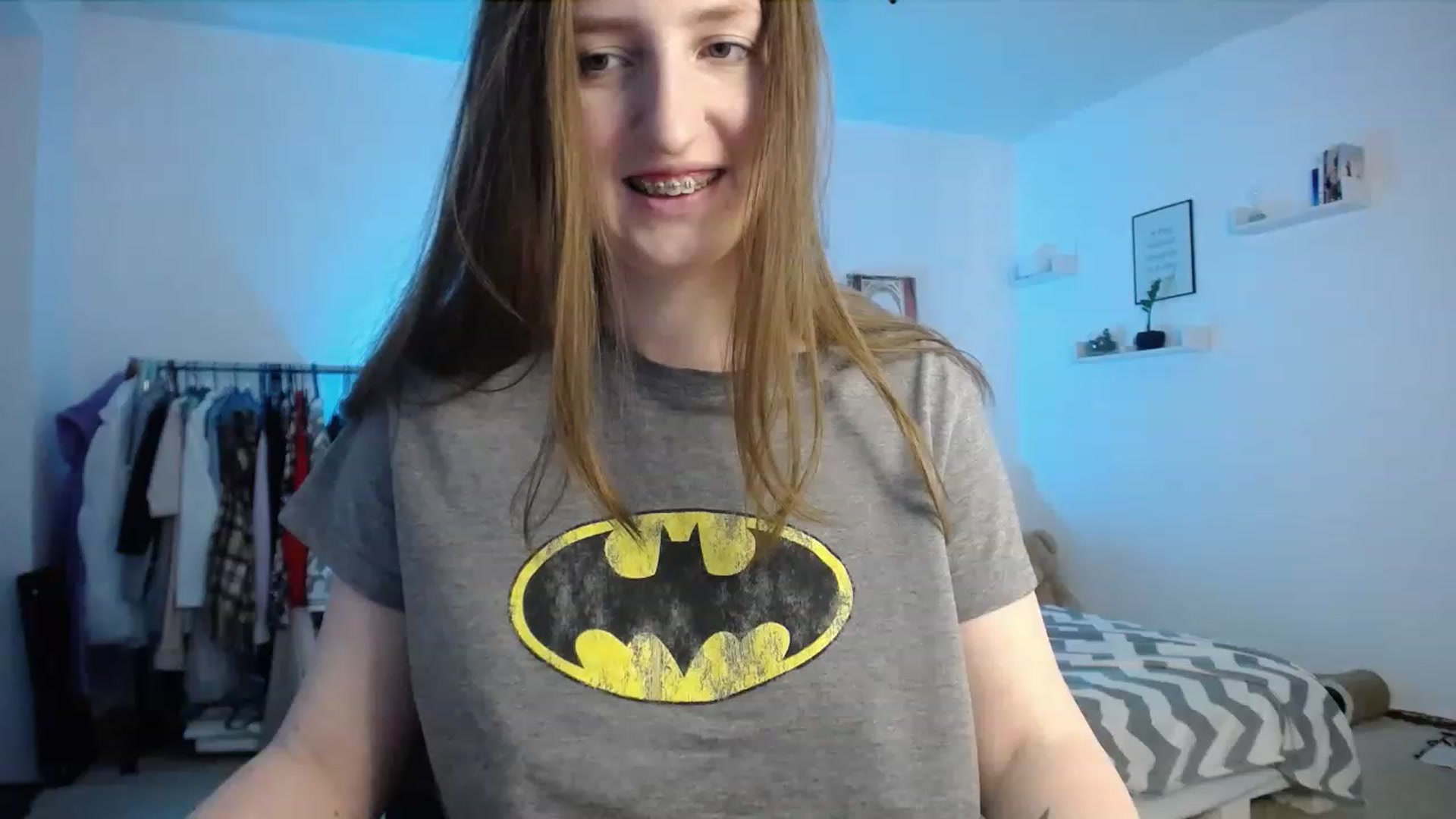 Gallery image thumbnail from BubbleQueeen's myfreecams stream on, 11/15/2022, 02:10 image 3 of 20