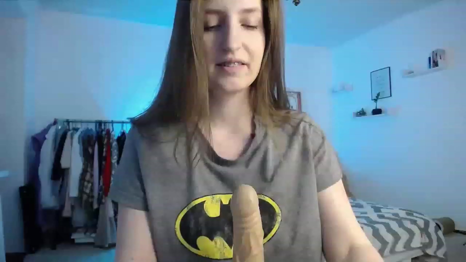 Gallery image thumbnail from BubbleQueeen's myfreecams stream on, 11/15/2022, 02:10 image 13 of 20