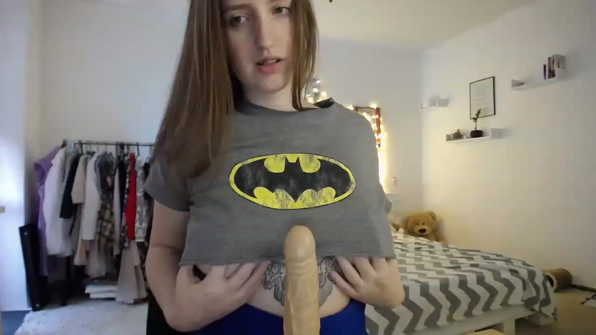 Gallery image thumbnail from BubbleQueeen's myfreecams stream on, 11/15/2022, 11:51 image 16 of 20