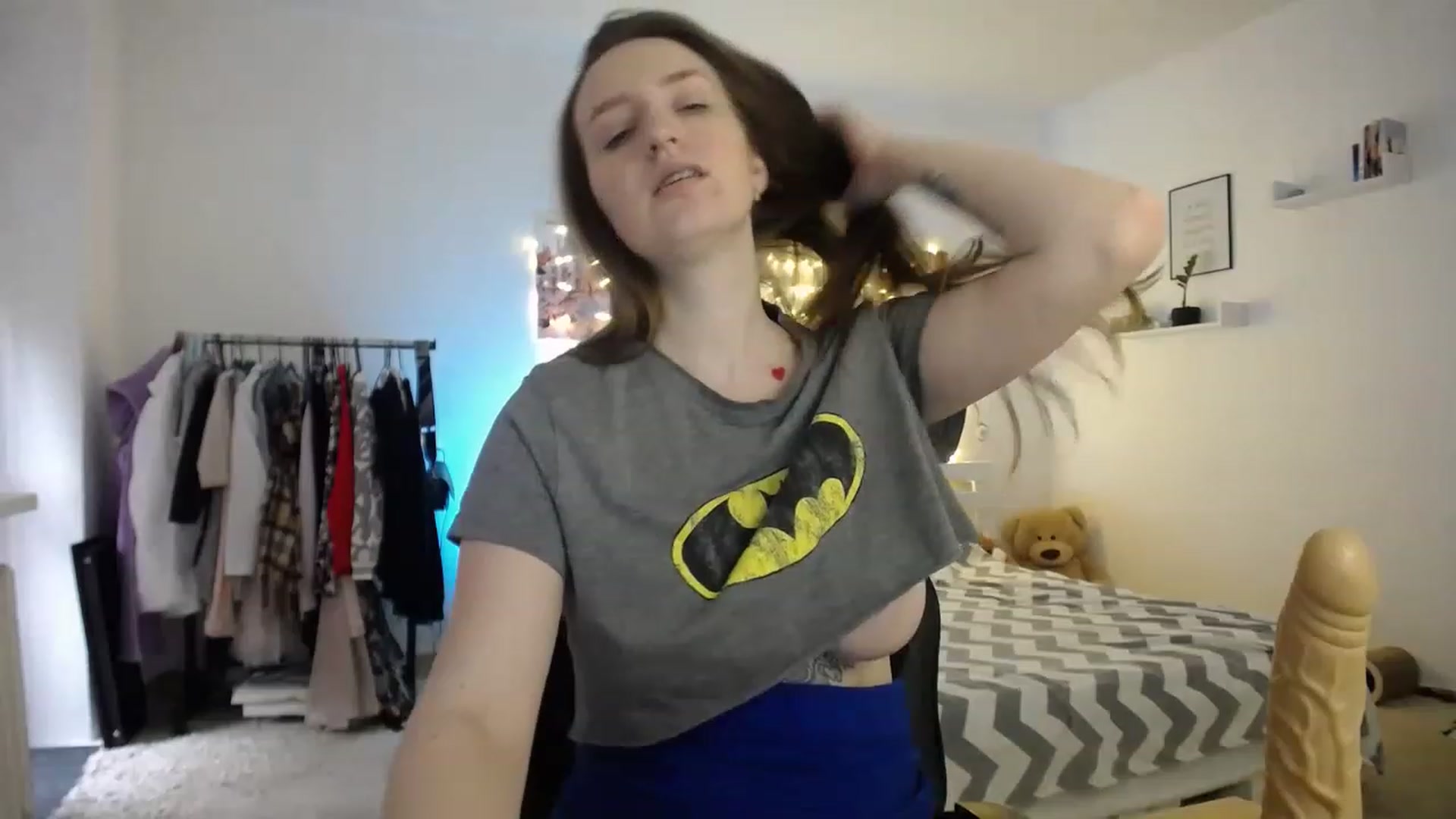 Gallery image thumbnail from BubbleQueeen's myfreecams stream on, 11/15/2022, 13:41 image 5 of 20
