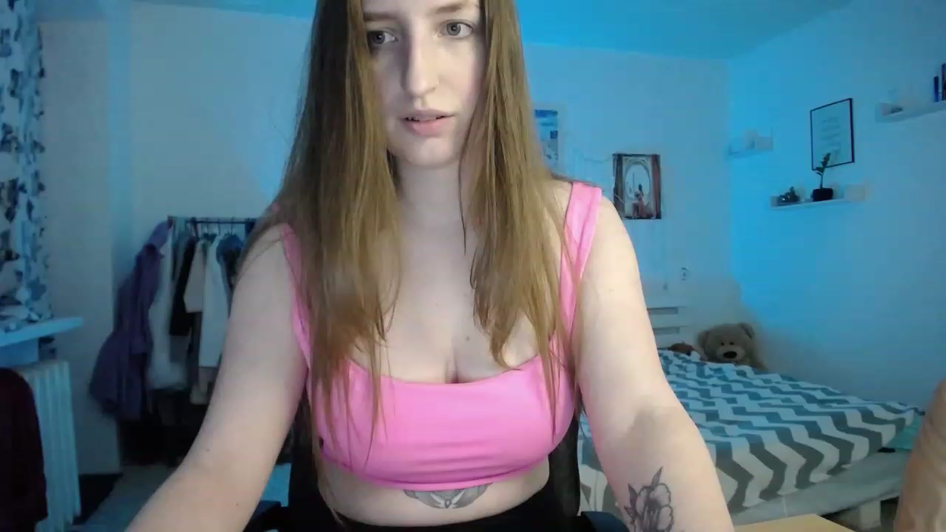 Gallery image thumbnail from BubbleQueeen's myfreecams stream on, 11/18/2022, 03:36 image 20 of 20