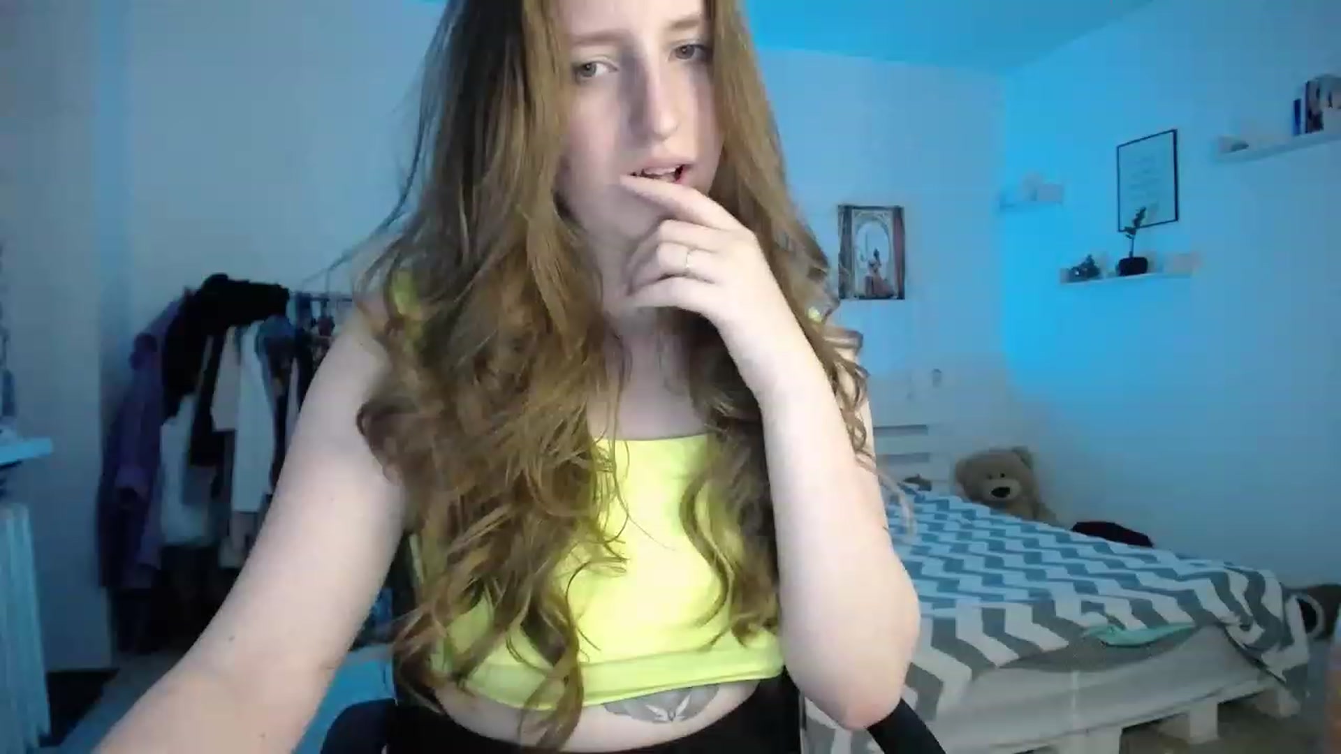 Gallery image thumbnail from BubbleQueeen's myfreecams stream on, 11/22/2022, 01:56 image 20 of 20