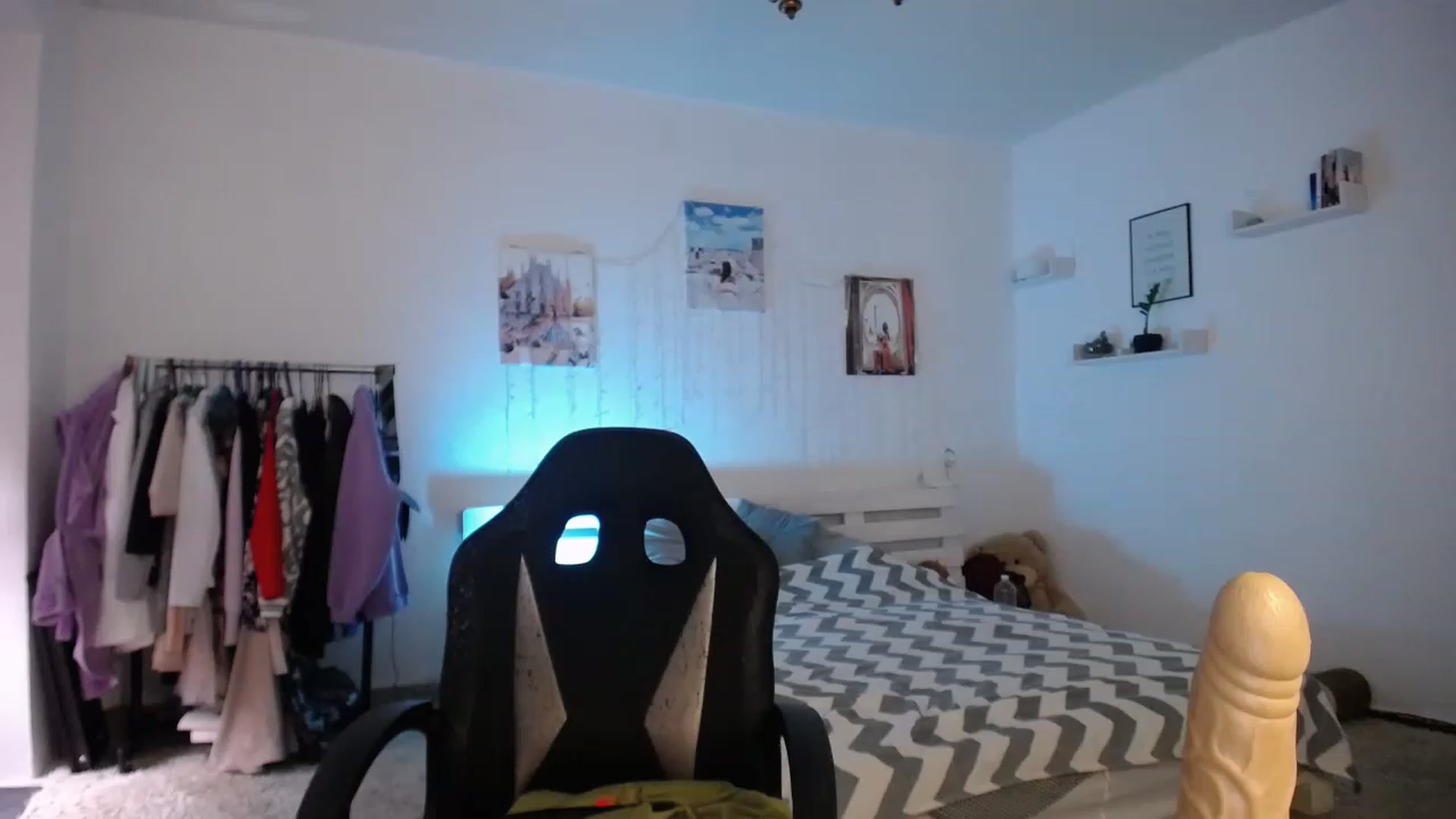 Gallery image thumbnail from BubbleQueeen's myfreecams stream on, 11/23/2022, 11:24 image 6 of 20