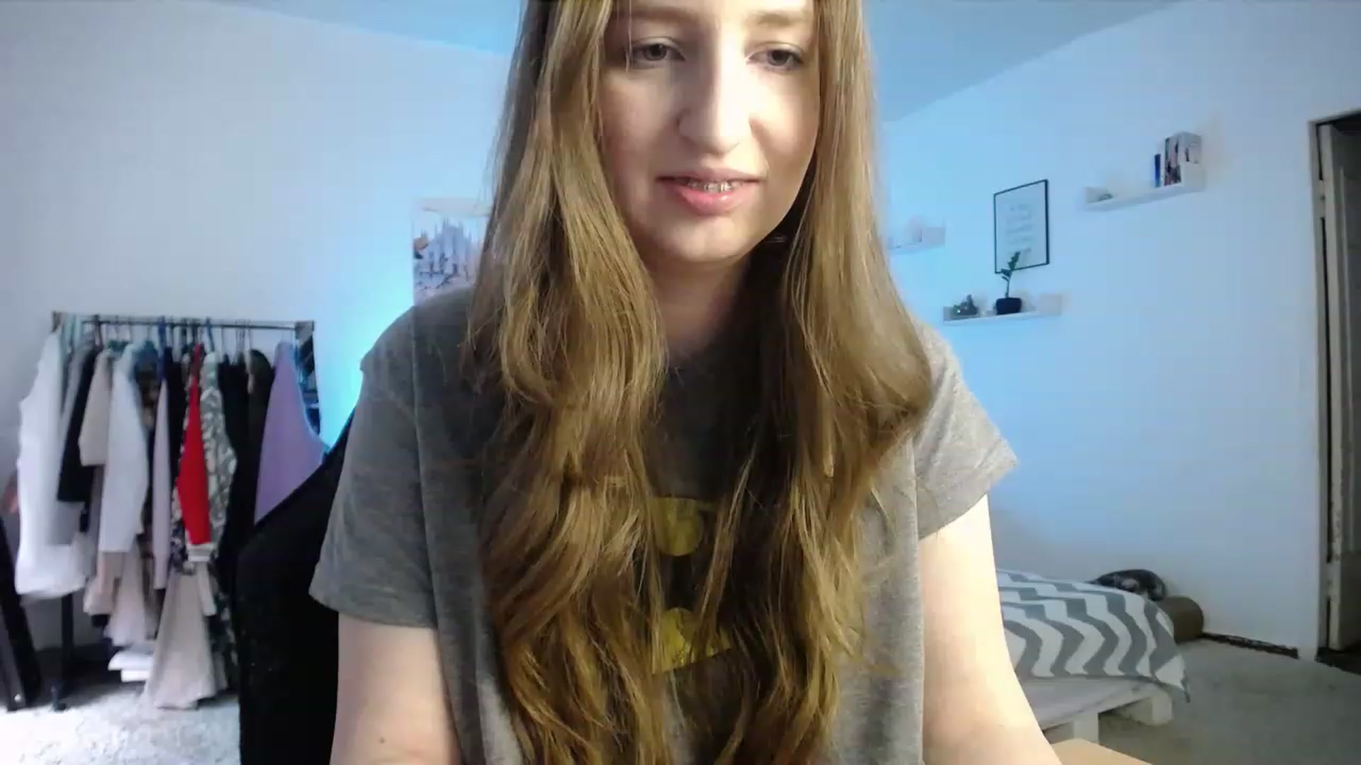 Gallery image thumbnail from BubbleQueeen's myfreecams stream on, 11/23/2022, 12:07 image 17 of 20