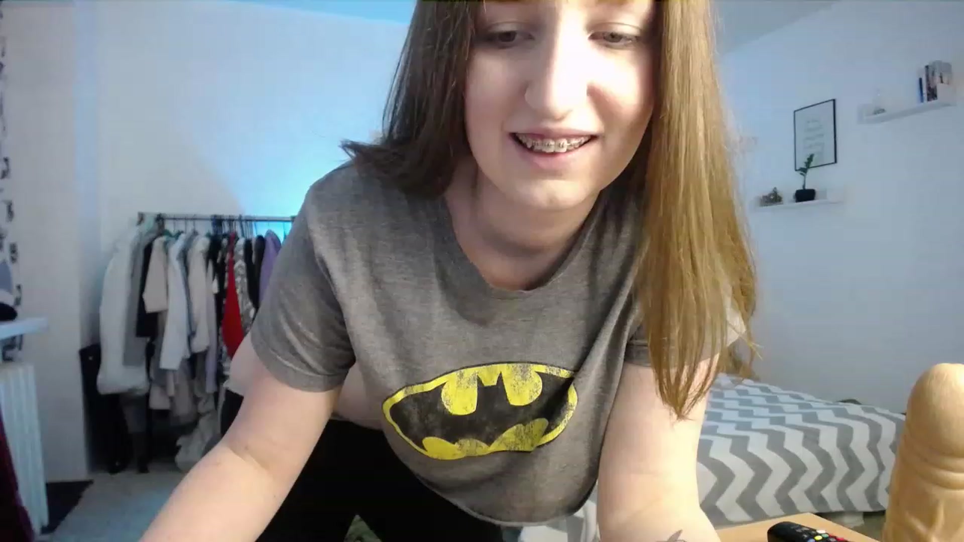 Gallery image thumbnail from BubbleQueeen's myfreecams stream on, 11/24/2022, 22:30 image 11 of 20