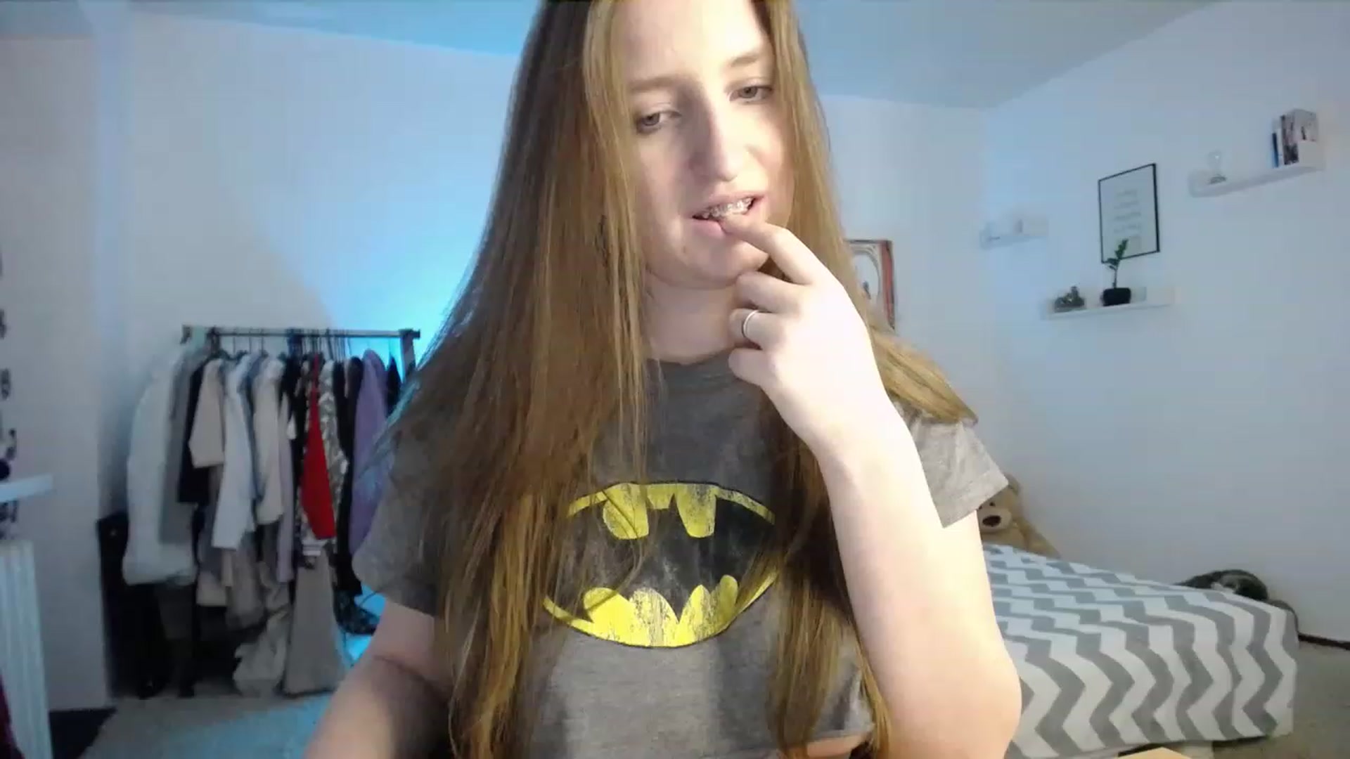Gallery image thumbnail from BubbleQueeen's myfreecams stream on, 11/25/2022, 01:28 image 14 of 20
