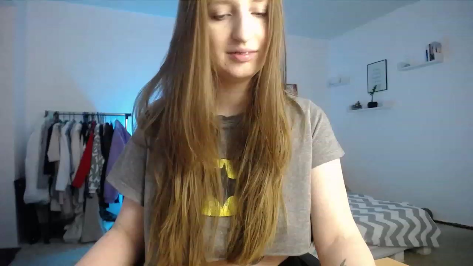 Gallery image thumbnail from BubbleQueeen's myfreecams stream on, 11/25/2022, 21:53 image 9 of 20