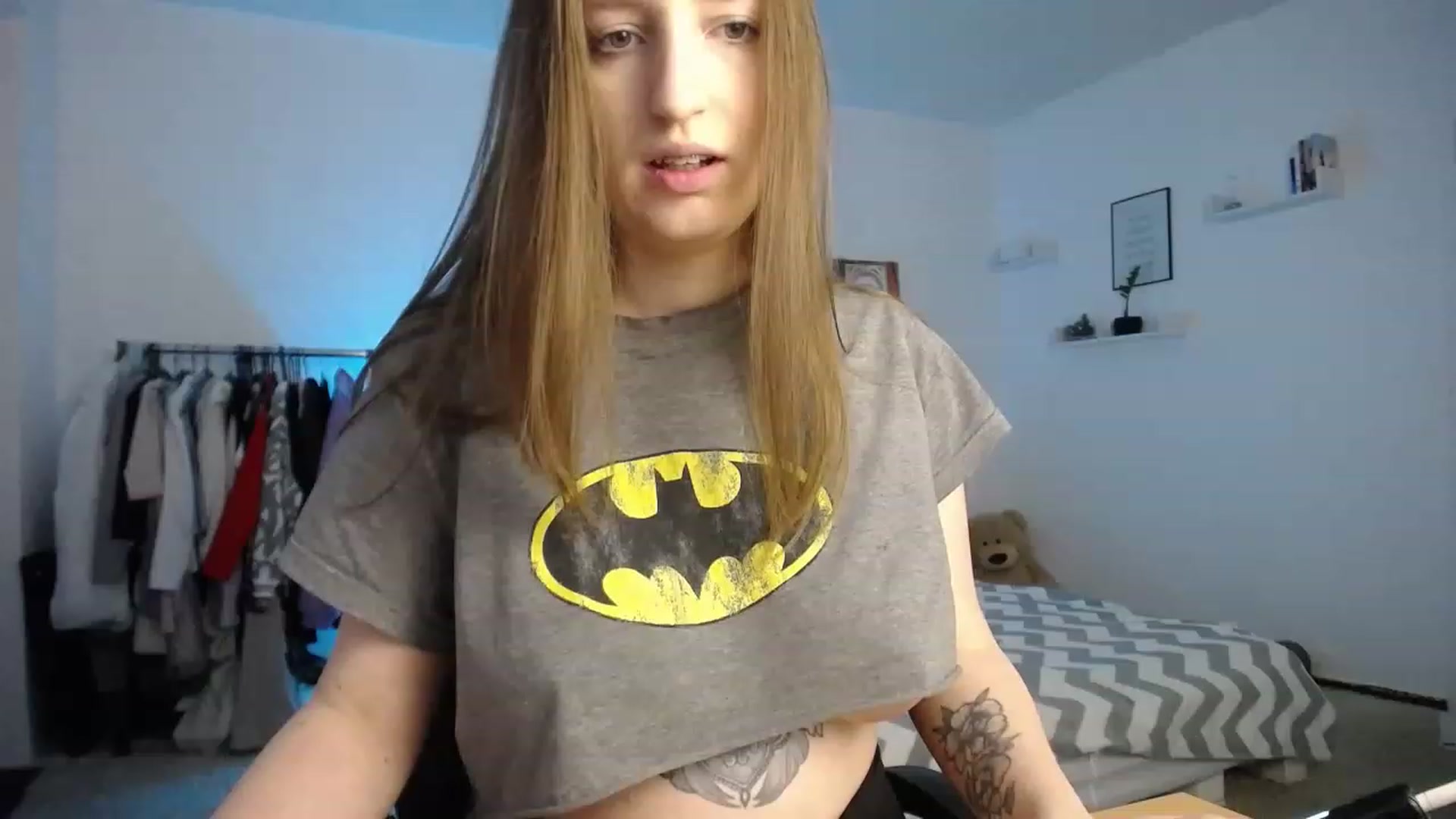 Gallery image thumbnail from BubbleQueeen's myfreecams stream on, 11/25/2022, 21:53 image 18 of 20