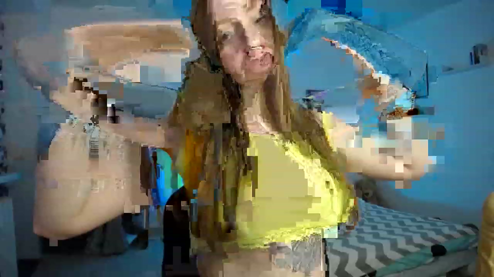 Gallery image thumbnail from BubbleQueeen's myfreecams stream on, 11/29/2022, 03:14 image 18 of 20