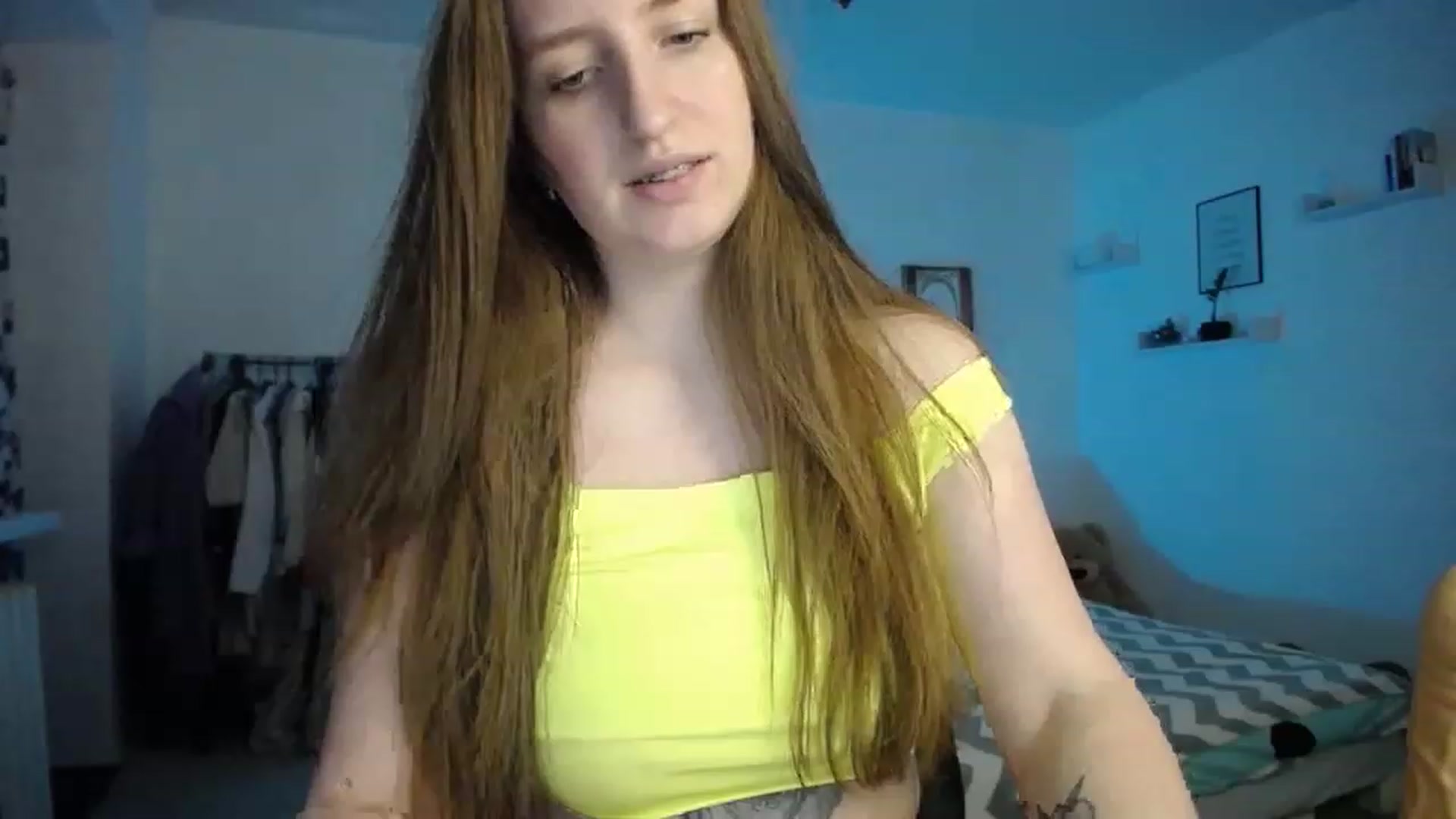 Gallery image thumbnail from BubbleQueeen's myfreecams stream on, 11/29/2022, 03:14 image 17 of 20