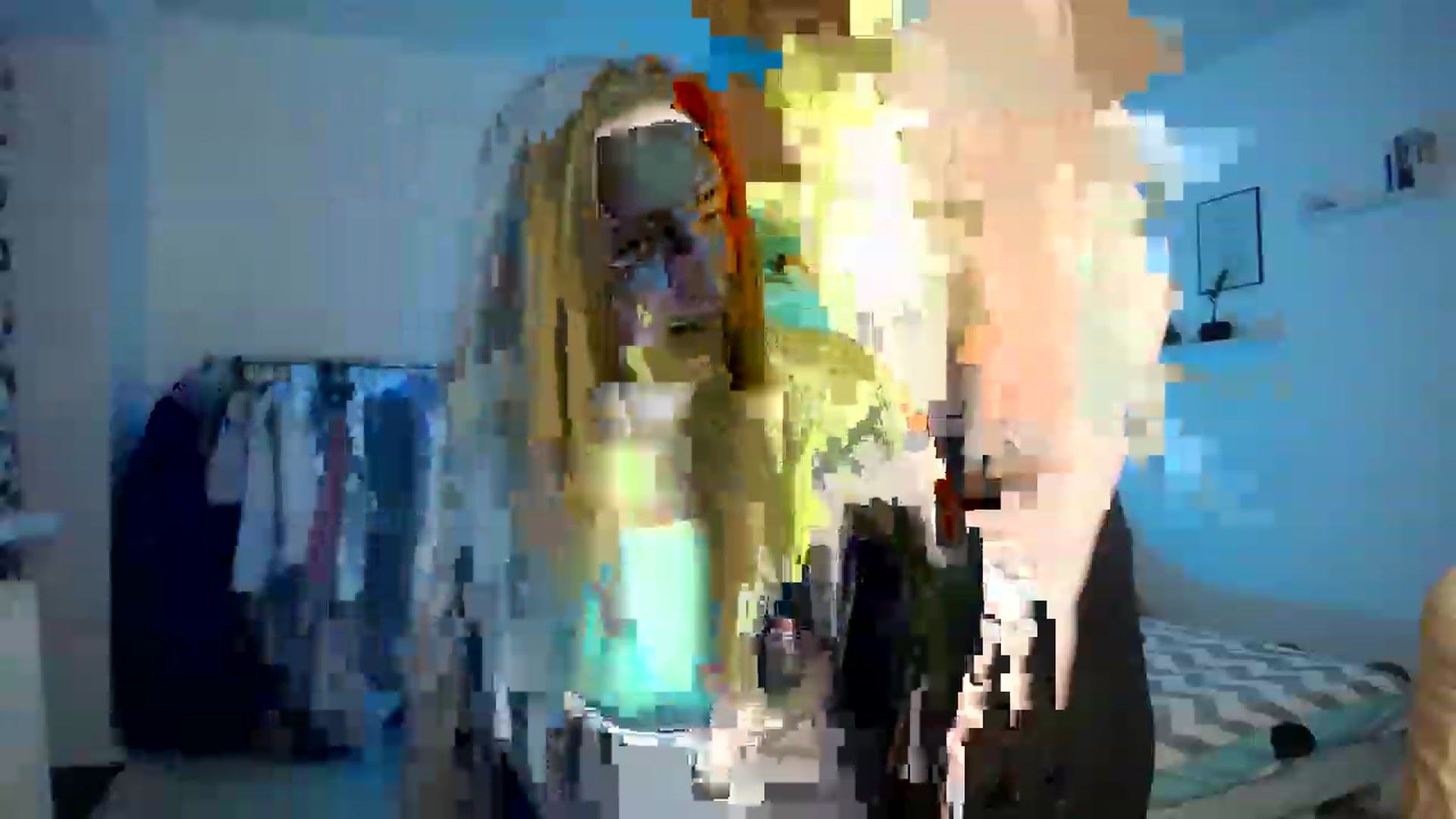Gallery image thumbnail from BubbleQueeen's myfreecams stream on, 11/29/2022, 03:14 image 15 of 20
