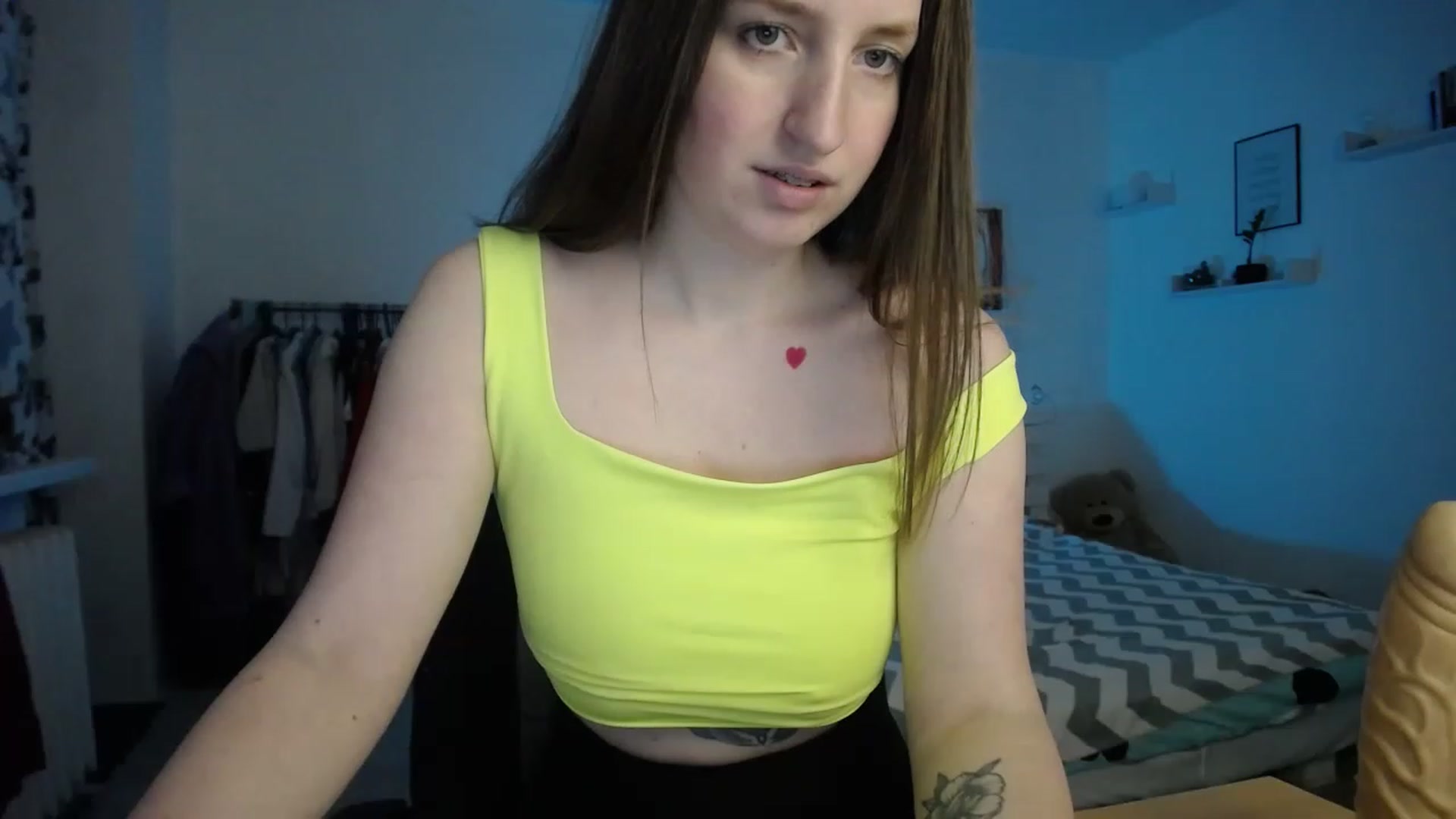 Gallery image thumbnail from BubbleQueeen's myfreecams stream on, 11/29/2022, 10:34 image 16 of 20