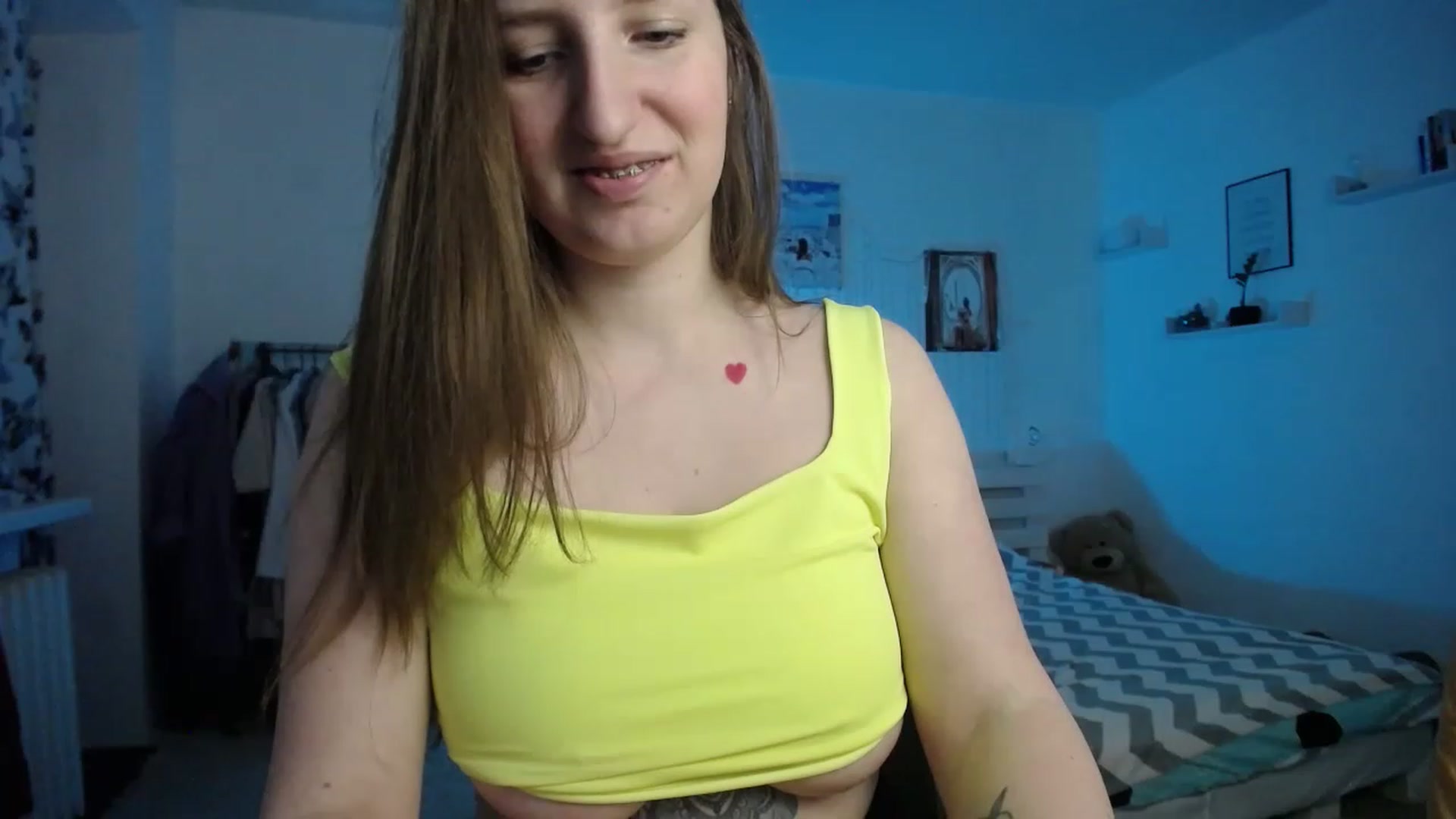 Gallery image thumbnail from BubbleQueeen's myfreecams stream on, 11/29/2022, 10:34 image 9 of 20