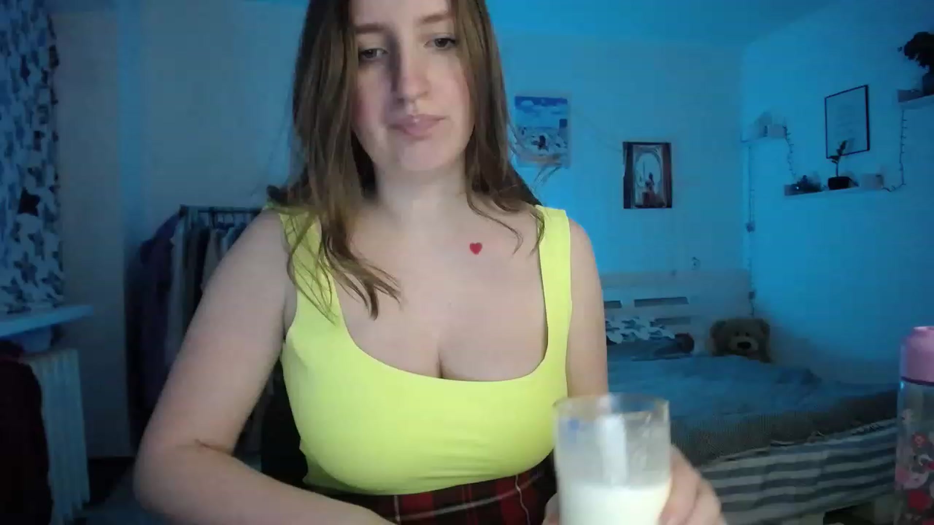 Gallery image thumbnail from BubbleQueeen's myfreecams stream on, 01/26/2023, 02:20 image 5 of 20