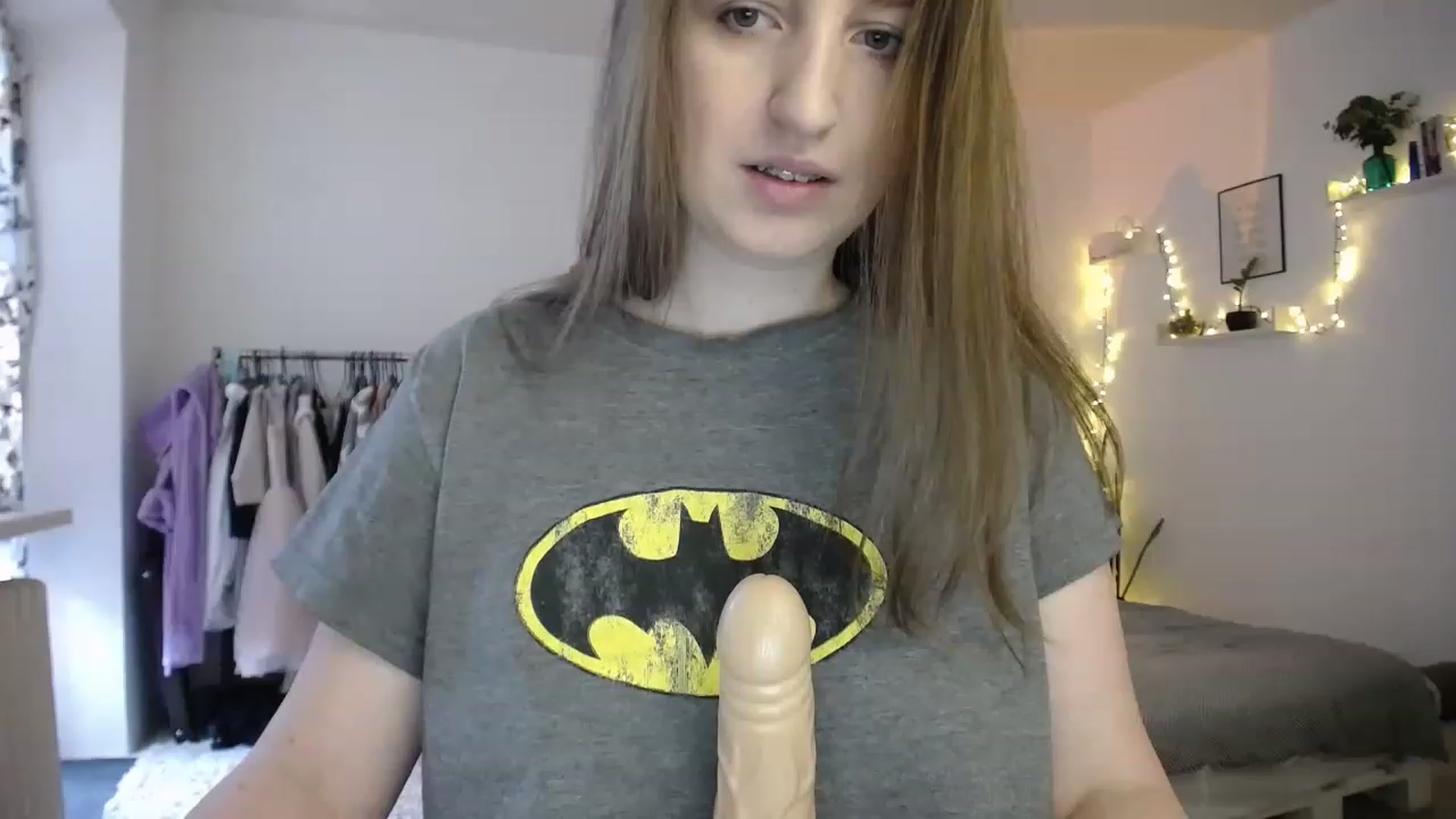 Gallery image thumbnail from BubbleQueeen's myfreecams stream on, 03/23/2023, 10:37 image 6 of 20